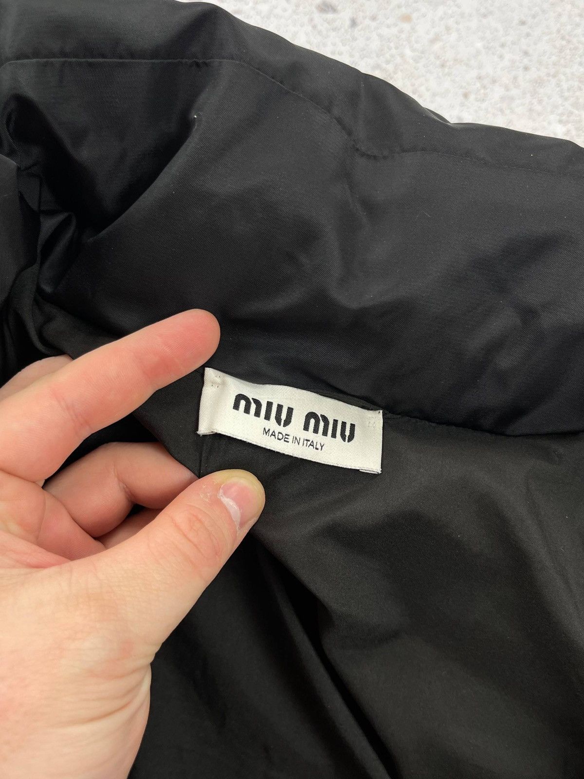 Miu Miu Miu Miu Women Black Cropped Down Puffer Jacket Bomber Zip Size XS / US 0-2 / IT 36-38 - 10 Thumbnail