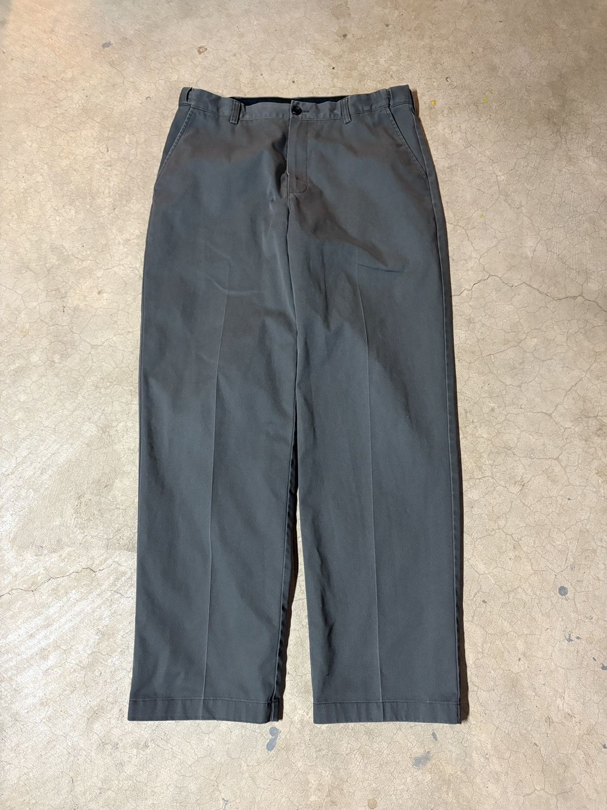 L.L. Bean Vintage 00’s L.L. Bean Casual Cotton Chino Pants Stone Gray Size US 35 - 1 Thumbnail