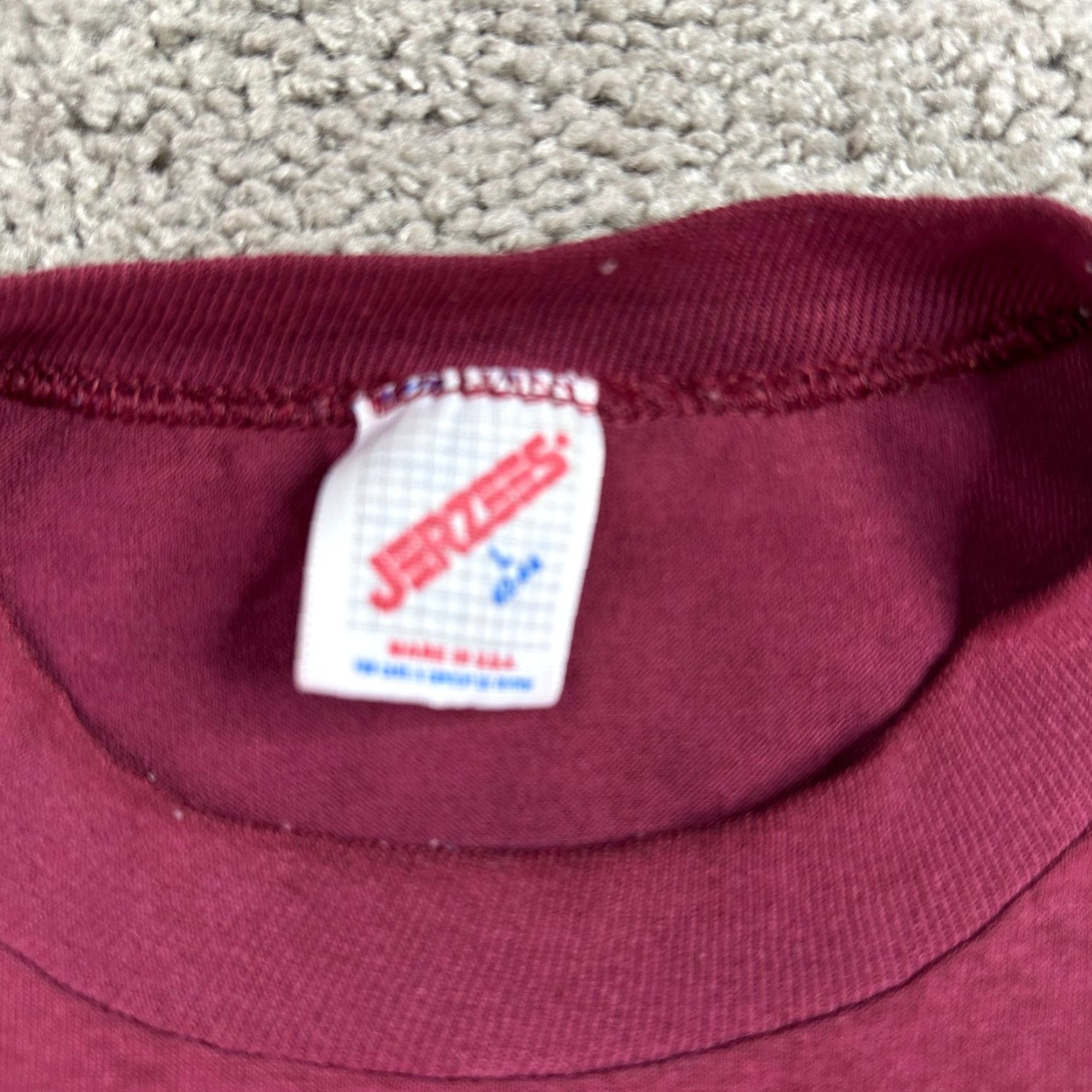 Jerzees VINTAGE Il Trovatore Shirt Mens L Red 90s Michigan Opera Theatre Jerzees T-Shirt Graphic Print 90s Mens Size US L / EU 52-54 / 3 - 5 Thumbnail