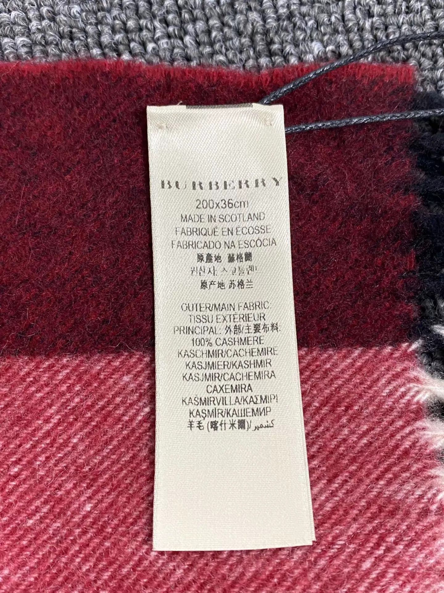 Burberry Burberry Check Cashmere Scarf 99 New Size ONE SIZE - 4 Thumbnail