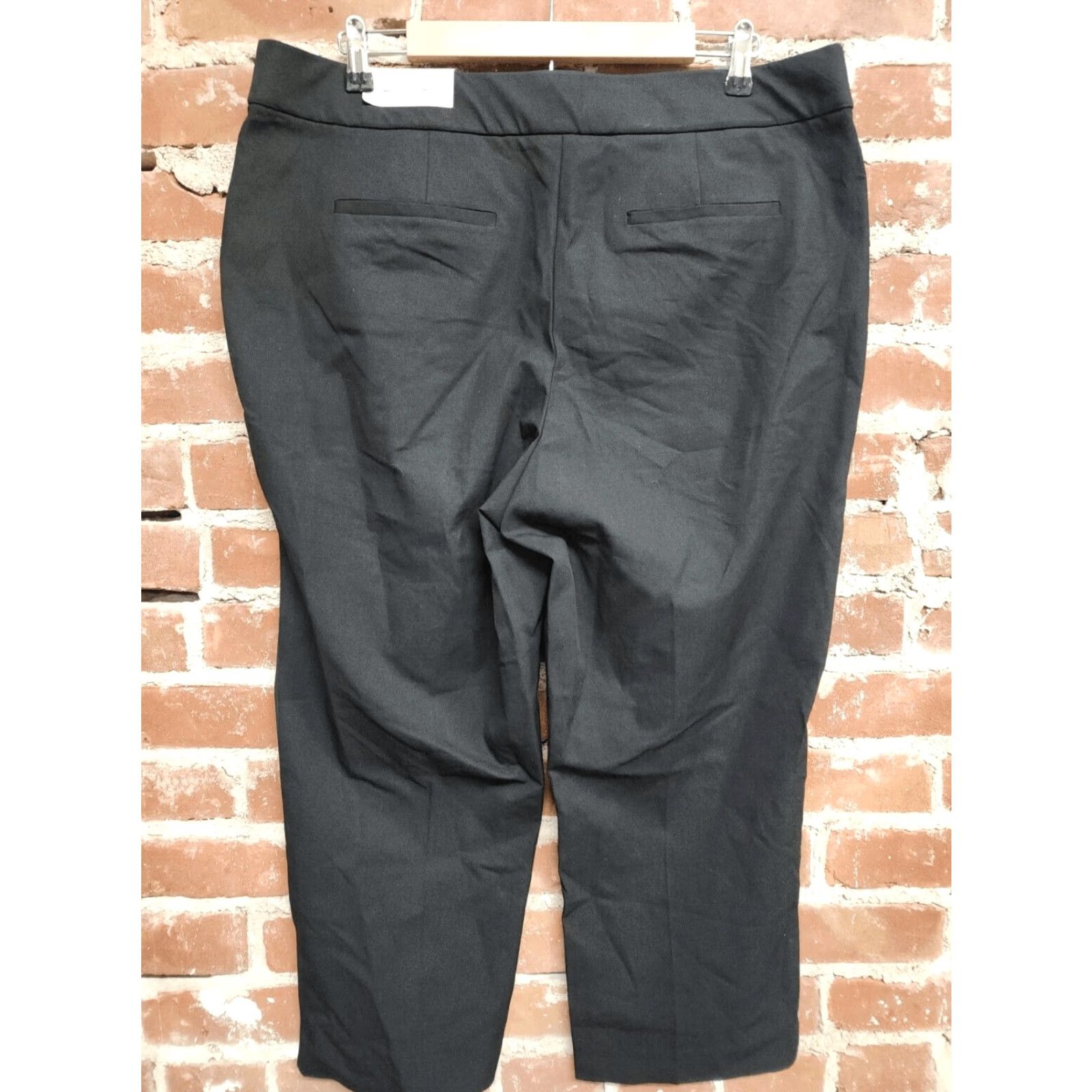 Vintage CHICOS Black Convertible Straight Leg Crop Pant 16 Regular Stretc h Luxe NWT 27" Inseam Womens Pants Size 26" / US 2 / IT 38 - 2 Thumbnail
