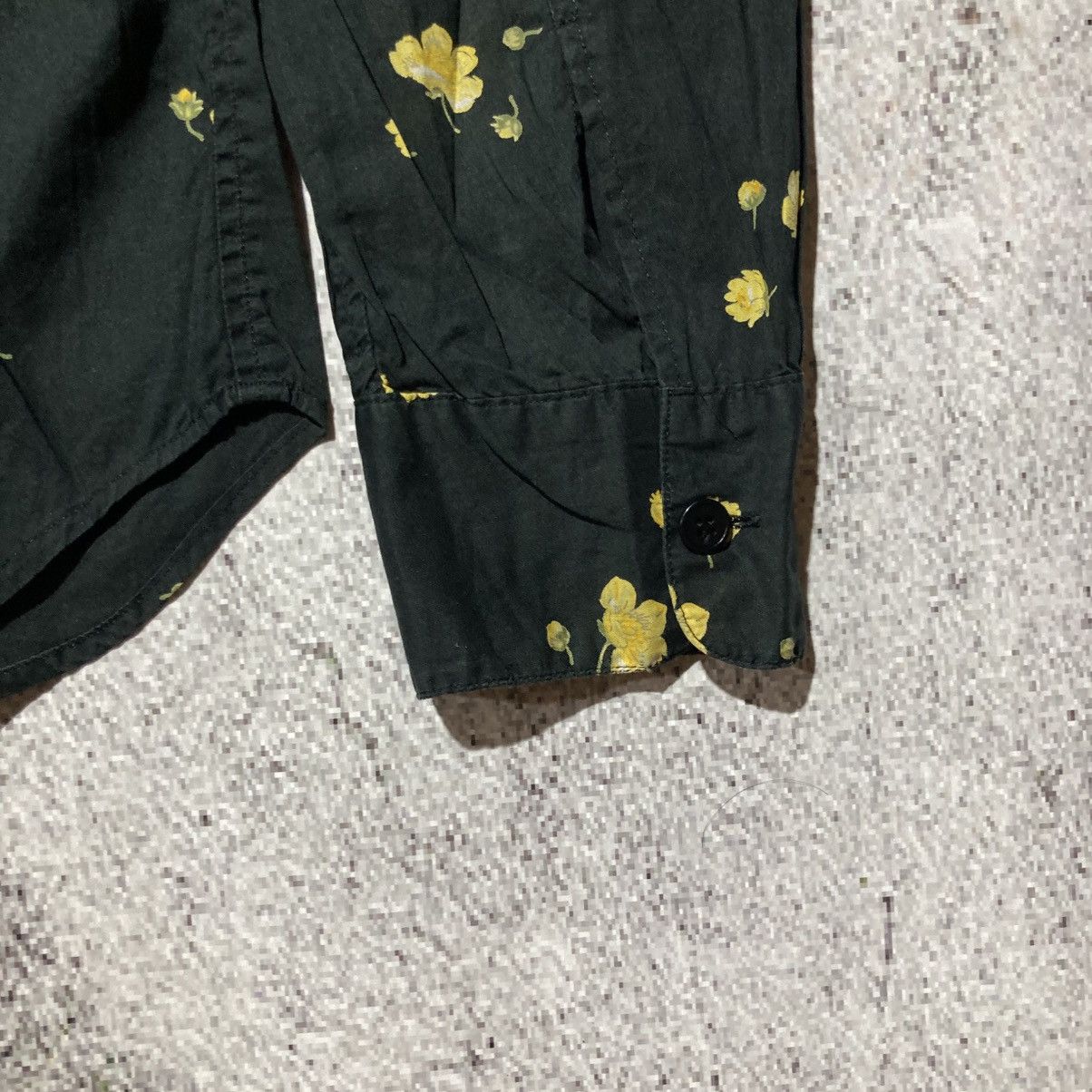 agnes b. 🇫🇷Vintage agnes b. Paris Flowers Button Up Shirt Luxury Black Size US S / EU 44-46 / 1 - 11 Thumbnail