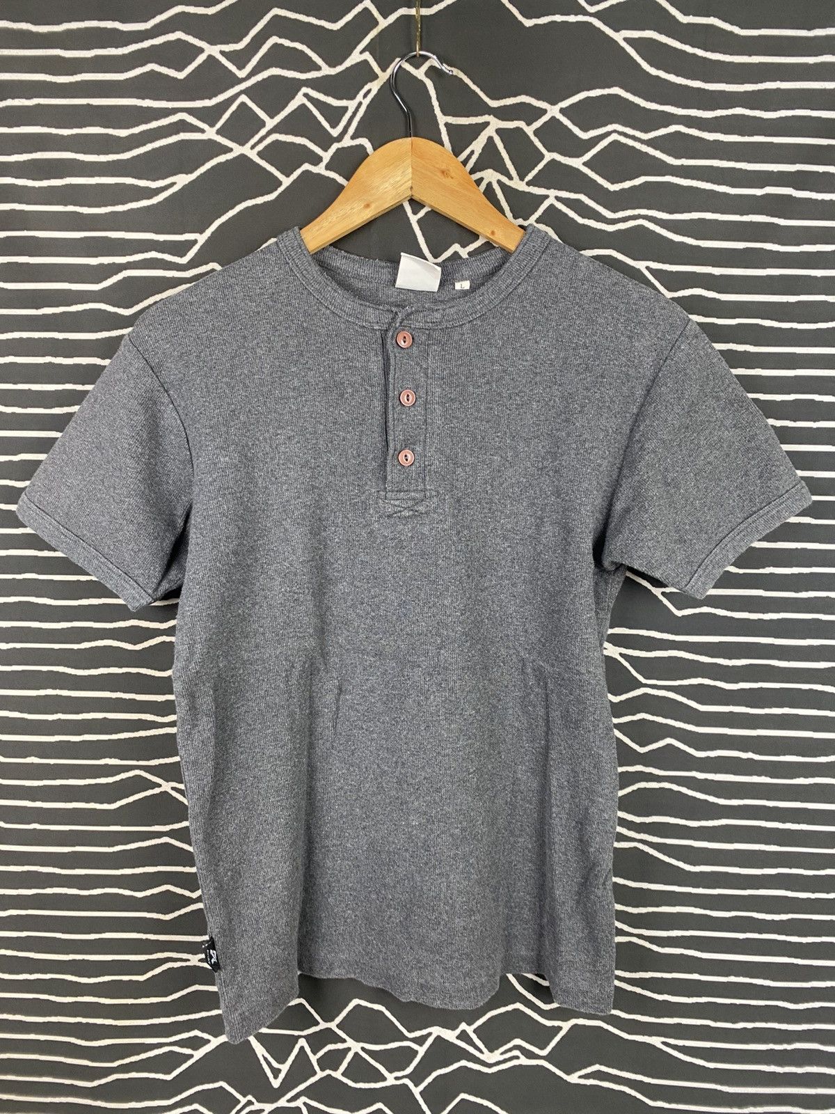 Avirex Vintage Avirex Button Tee Size US S / EU 44-46 / 1 - 1 Thumbnail