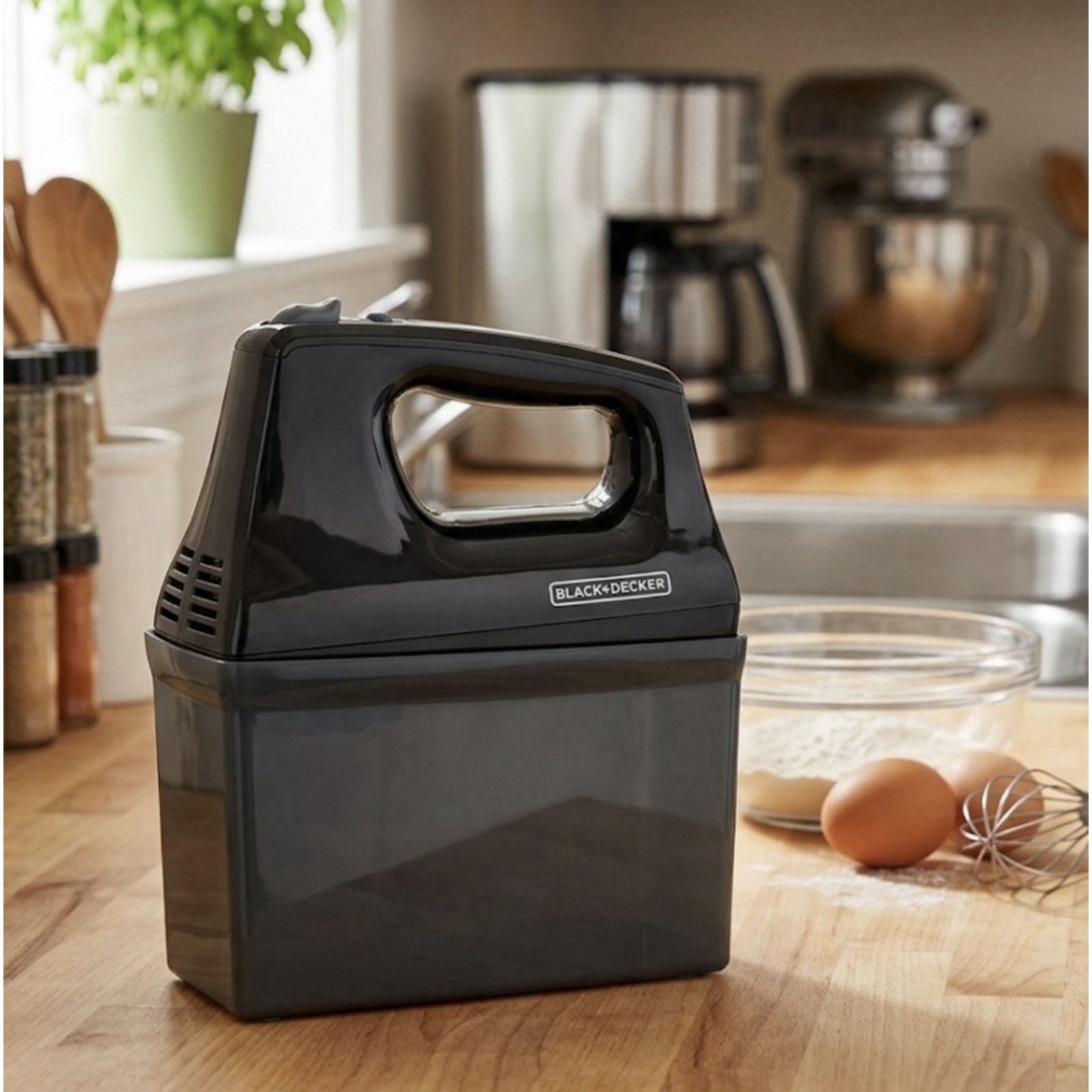 Other BLACK+DECKER 5-Speed Hand Mixer with Extra Turbo Power Size ONE SIZE - 1 Thumbnail