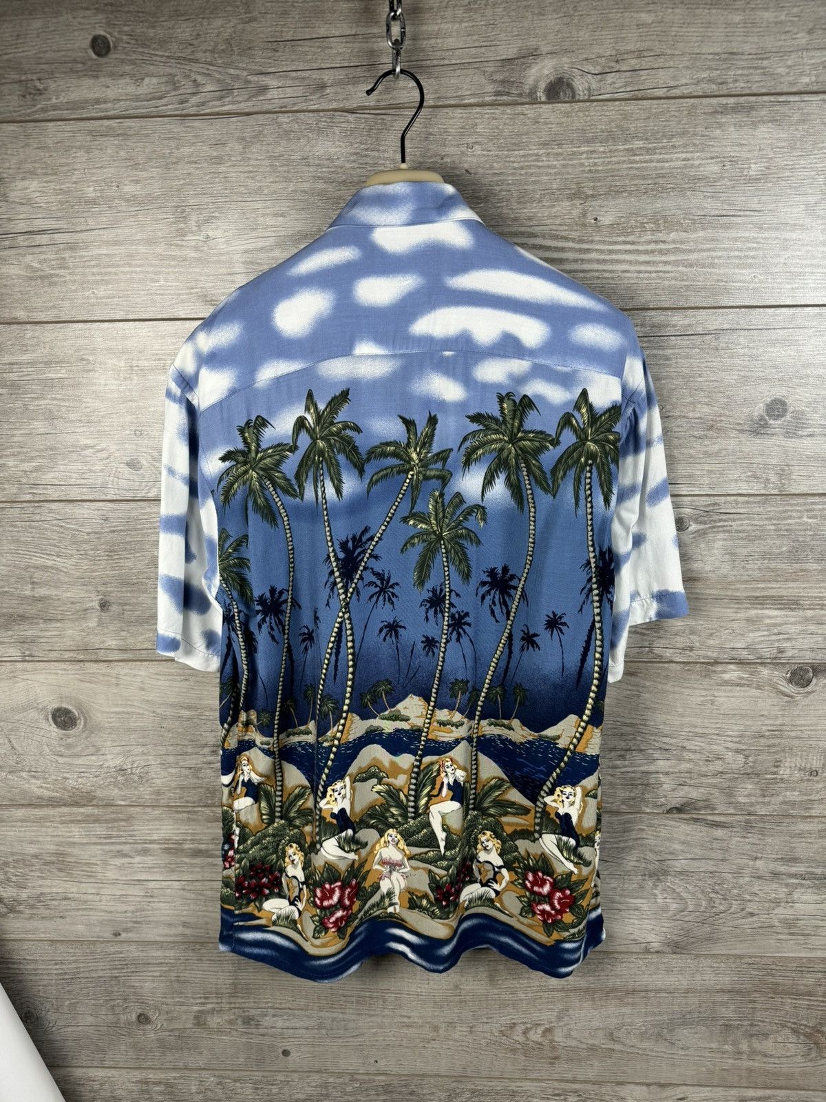 Pierre Cardin PIERRE CARDIN SHORT SLEEVE SHIRT IN HAWAIIAN STYLE SIZE M Size US M / EU 48-50 / 2 - 8 Thumbnail