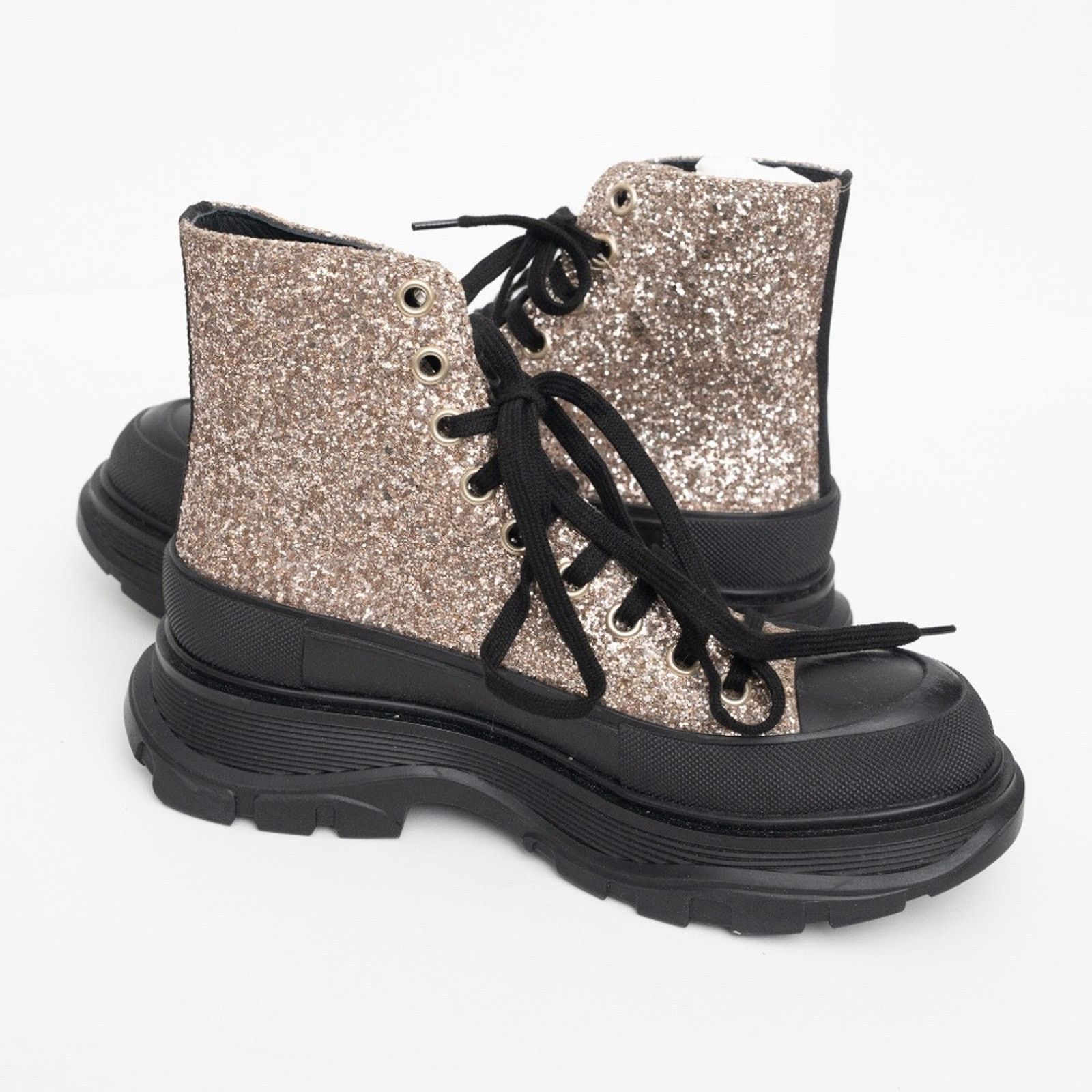 Alexander McQueen Alexander McQueen. Gitter Lug Sole Combat Boots. Size US 9 / IT 39 - 13 Thumbnail