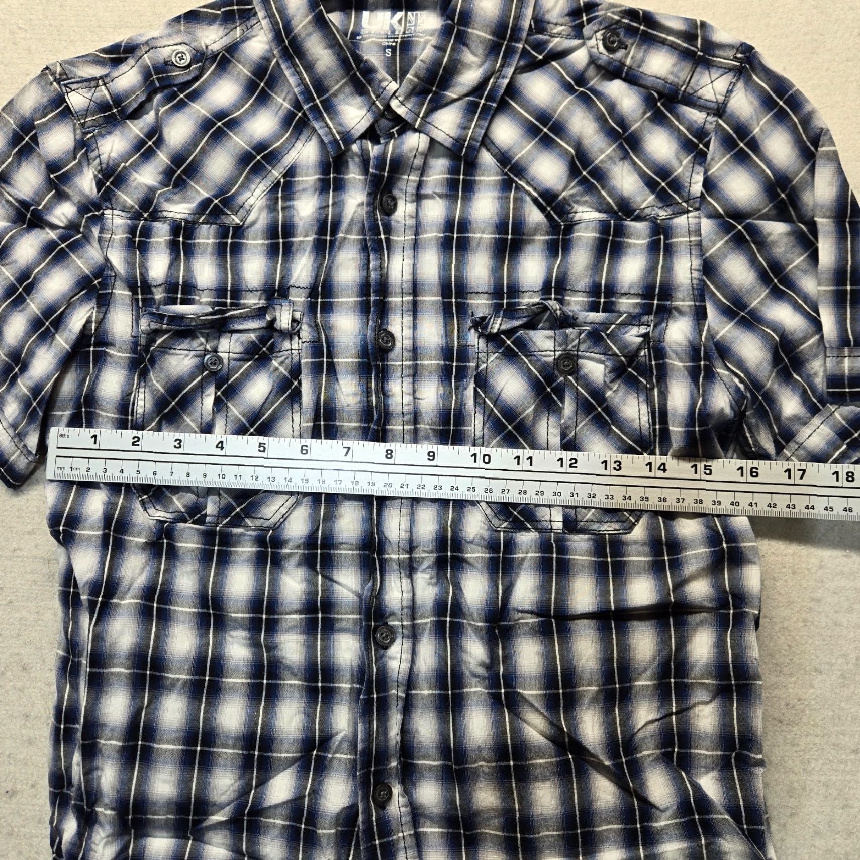 French Connection FRI French Connection Shirt Blue Plaid Short Sleeve Button-Up Pockets Men S Cotton Blend Classic Shirt Mens Small Blue Plaid 2020s Size US S / EU 44-46 / 1 - 3 Thumbnail