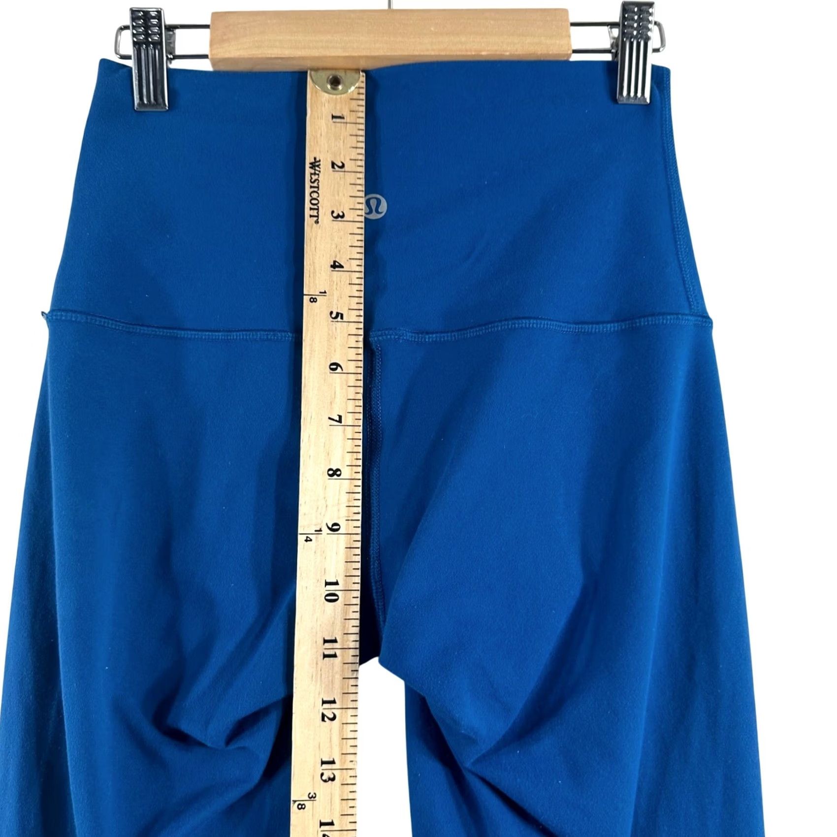 Lululemon VINTAGE? No. Wait—do not add text beyond original words. Size 27" / US 4 / IT 40 - 5 Thumbnail