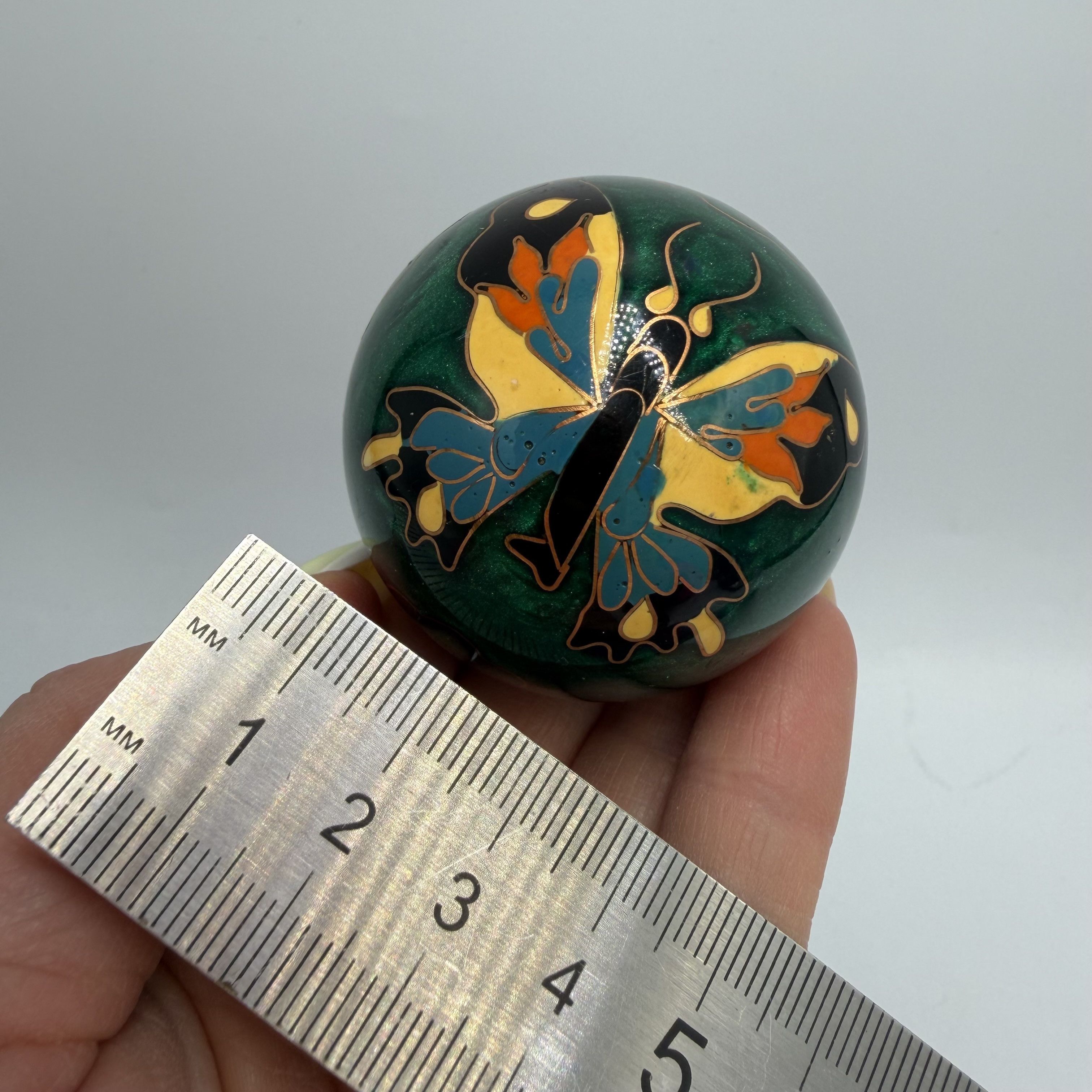 Vintage Vintage Chinese Baoding Balls Butterfly Flower Enamel Size ONE SIZE - 5 Thumbnail