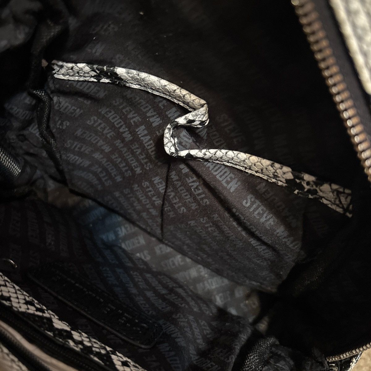 Steve Madden Steven Madden SnakesSkin Backpack Size ONE SIZE - 3 Thumbnail