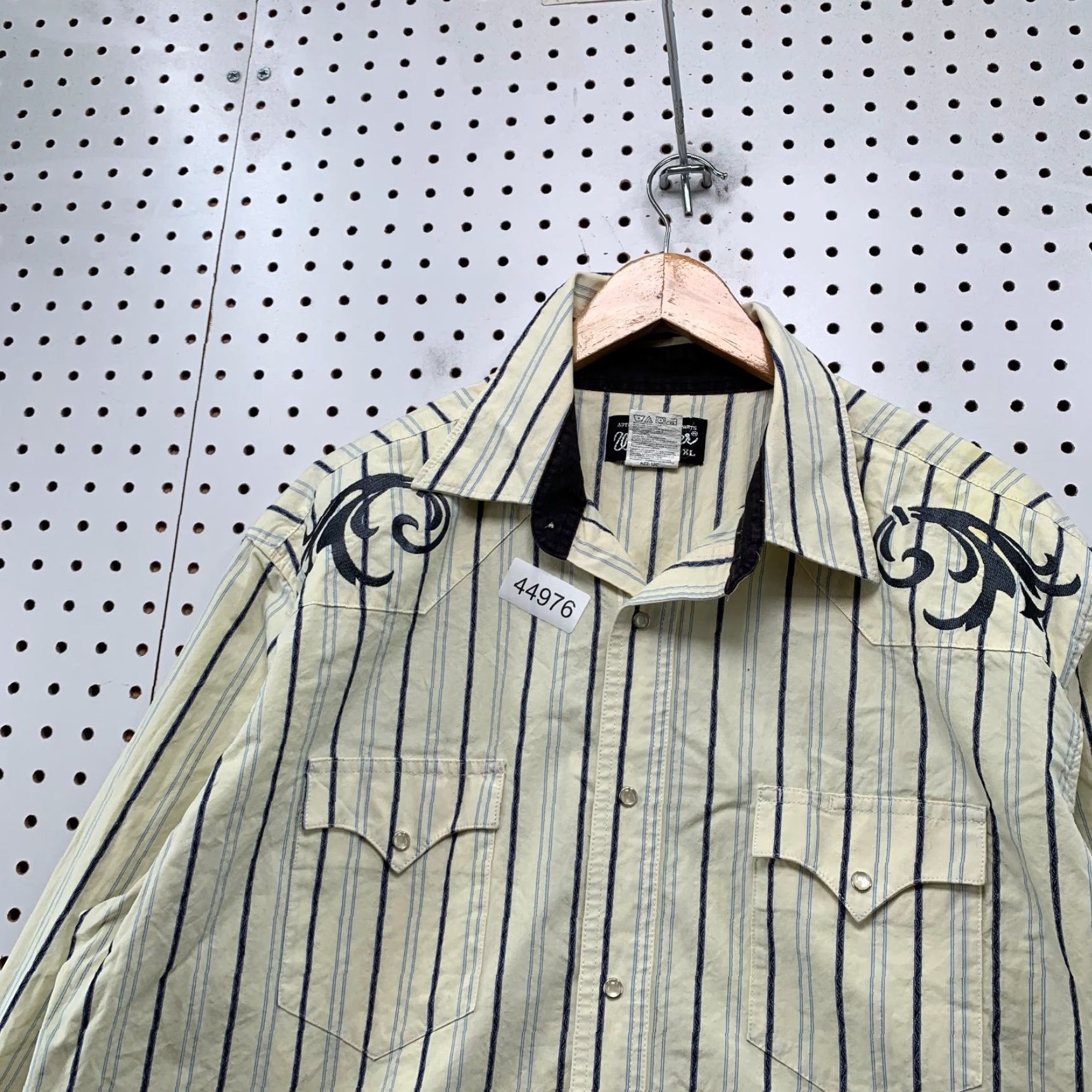 Wrangler VINTAGE Wrangler Snap Shirt Mens XL Beige Striped Western Cowboy Long Sleeve Size US XL / EU 56 / 4 - 6 Thumbnail