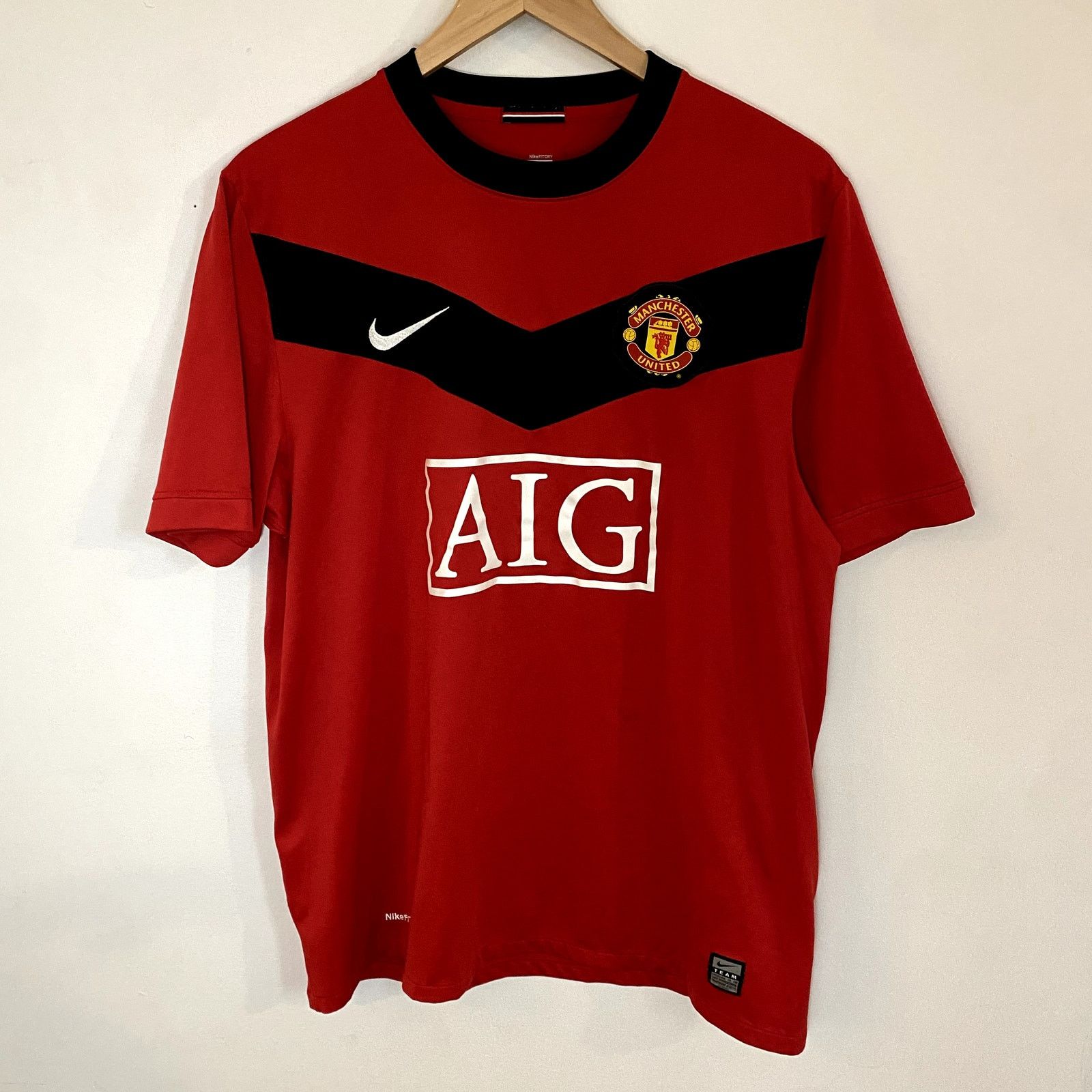 Nike Nike Manchester United 2009-10 Home Soccer Jersey Size US L / EU 52-54 / 3 - 1 Thumbnail