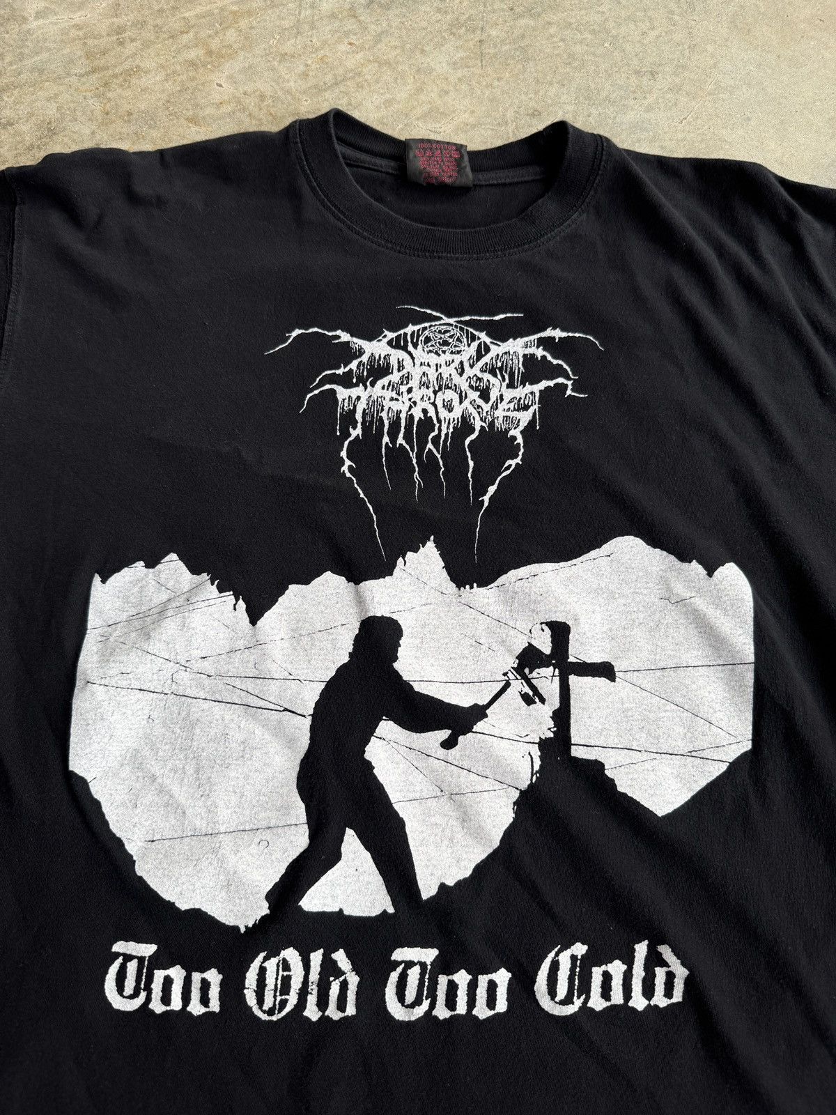Band Tees × Vintage *RARE* VINTAGE DARKTHRONE FIEND 2006 BLACK METAL T-SHIRT Size US XL / EU 56 / 4 - 2 Thumbnail