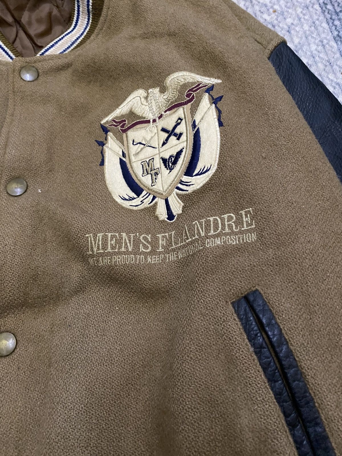 Japanese Brand VINTAGE MENS FLANDRE LEATHER ARM WOOL VARSITY JACKET Size US L / EU 52-54 / 3 - 5 Thumbnail