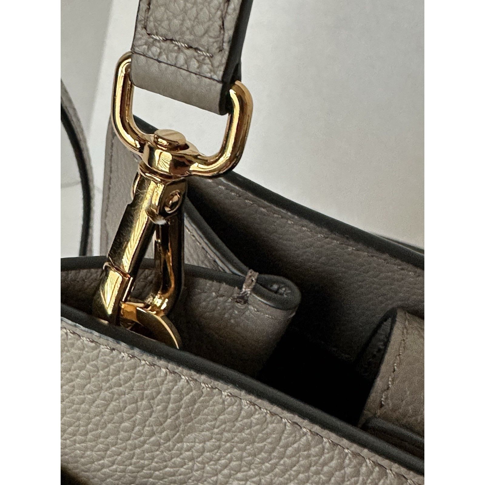 Versace Versace Virtus Grainy Calf Small Grey Top Handle Bag 1005960 Size ONE SIZE - 7 Thumbnail