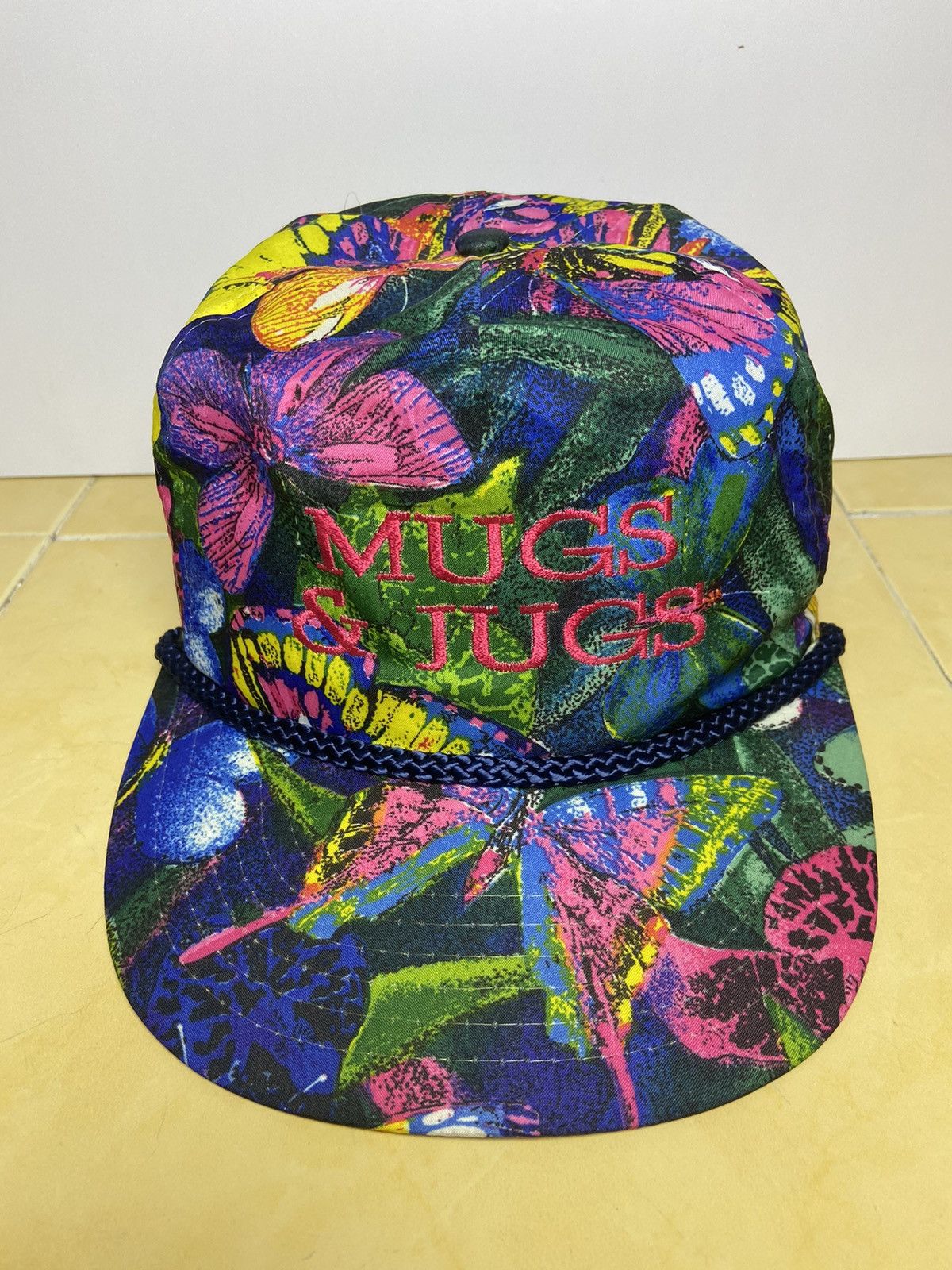 Vintage VINTAGE MUGS & JUGS SNAPBACK CAP Size ONE SIZE - 1 Thumbnail
