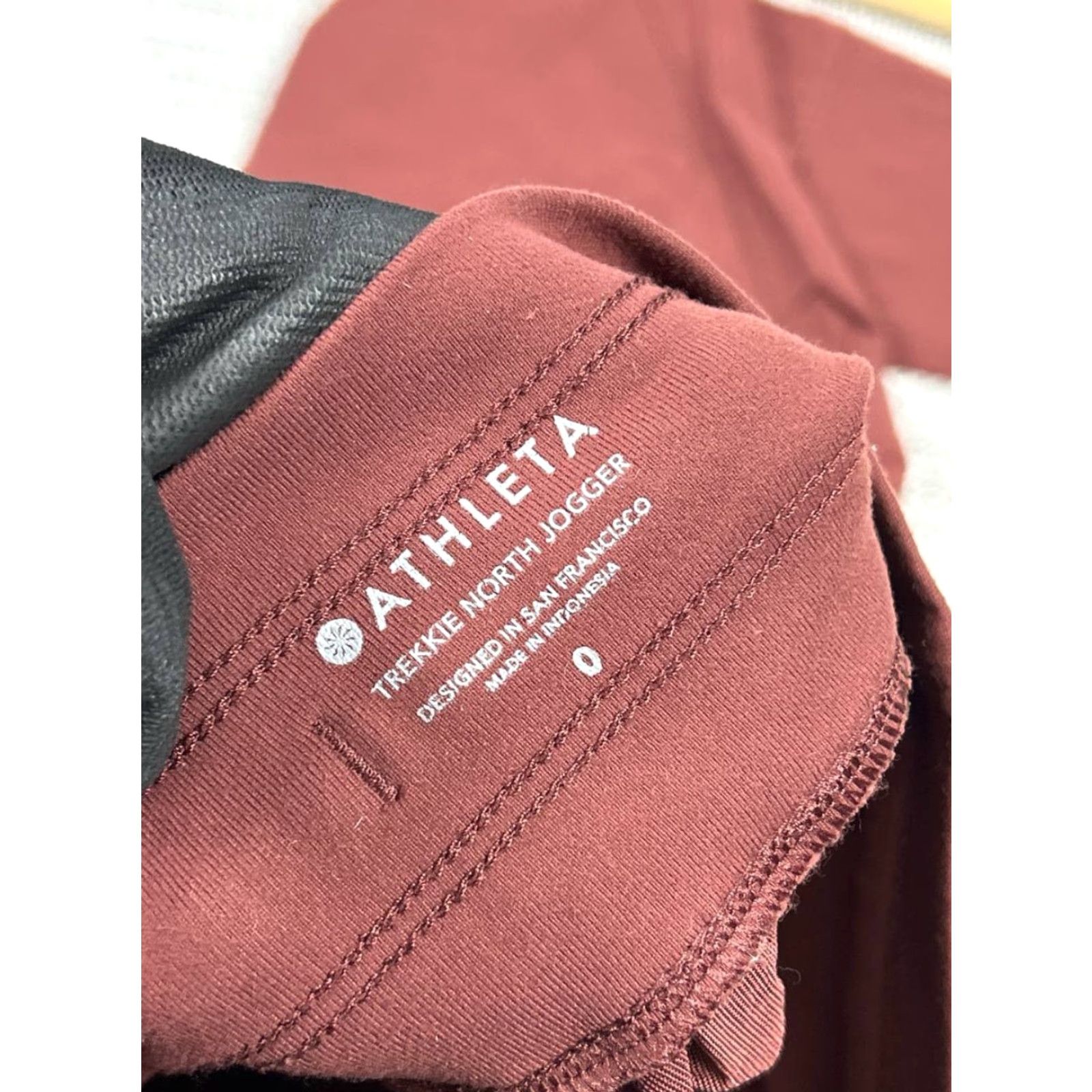 Athleta VINTAGE Athleta Trekkie North Jogger Pants Womens 0 Brown Nylon Stretch Tapered Leg Shirt? Size 25" / US 0 / IT 36 - 7 Thumbnail
