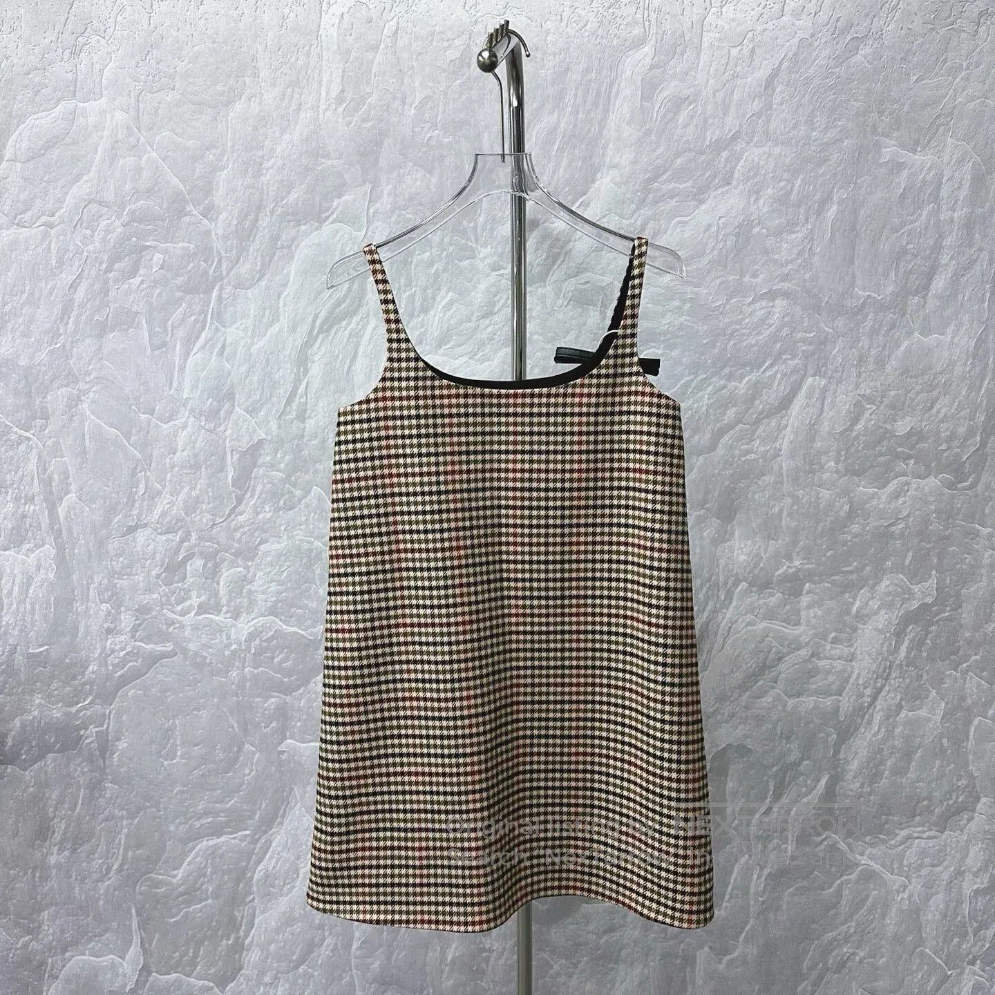 Prada prada houndstooth slip dress with triangle logo. Size M / US 6-8 / IT 42-44 - 4 Thumbnail