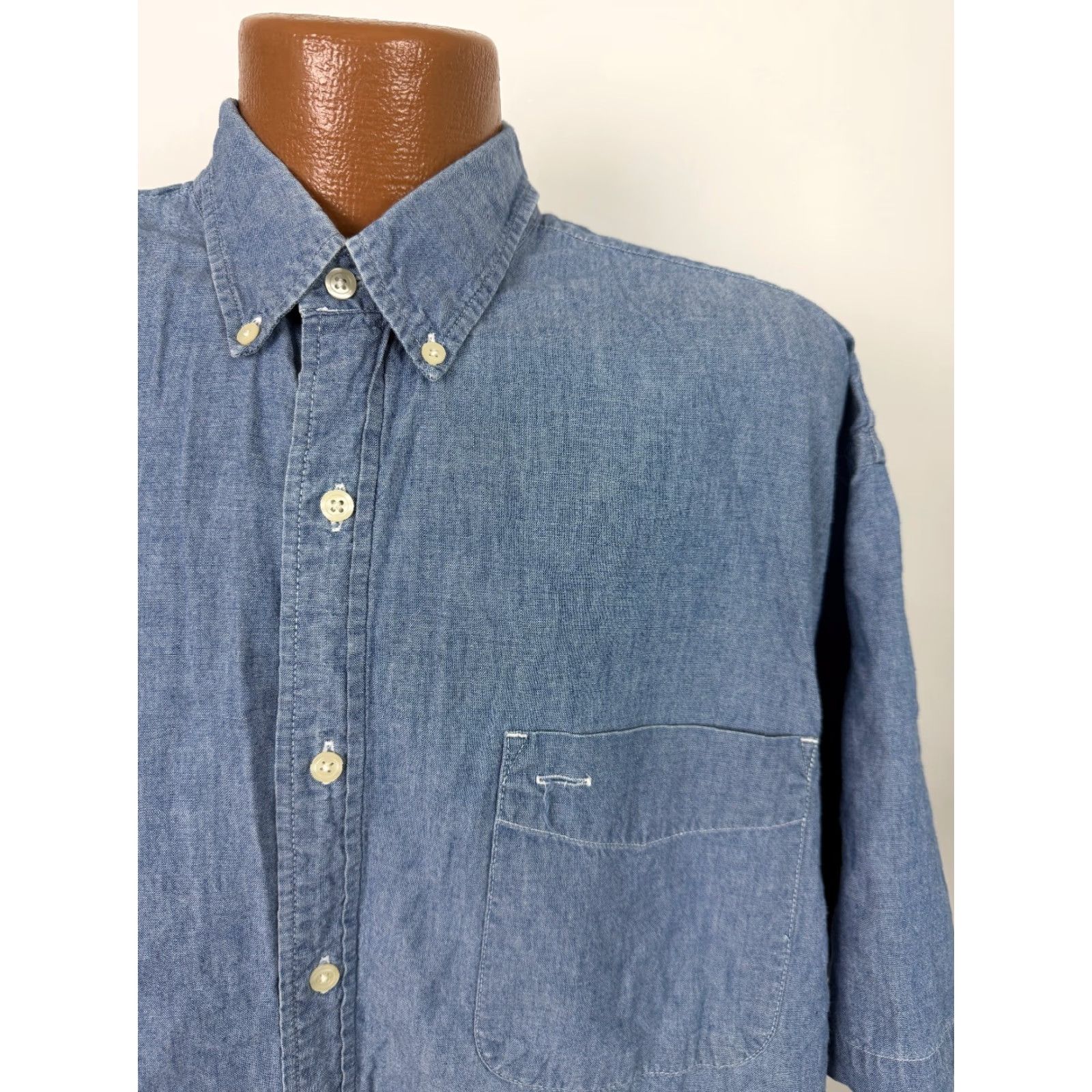 Eddie Bauer VINTAGE Eddie Bauer Chambray Shirt Men XL Oversized Blue Button-Up Casual Shirt 90s Outdoor Preppy Mens Clothing Size US XL / EU 56 / 4 - 3 Thumbnail