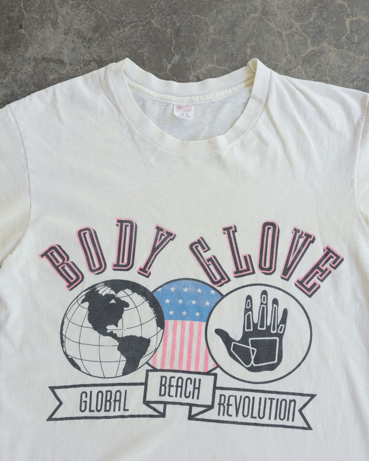 Body Glove × Vintage Vintage Body Glove Beach Revolution White World Tee Size US M / EU 48-50 / 2 - 2 Thumbnail