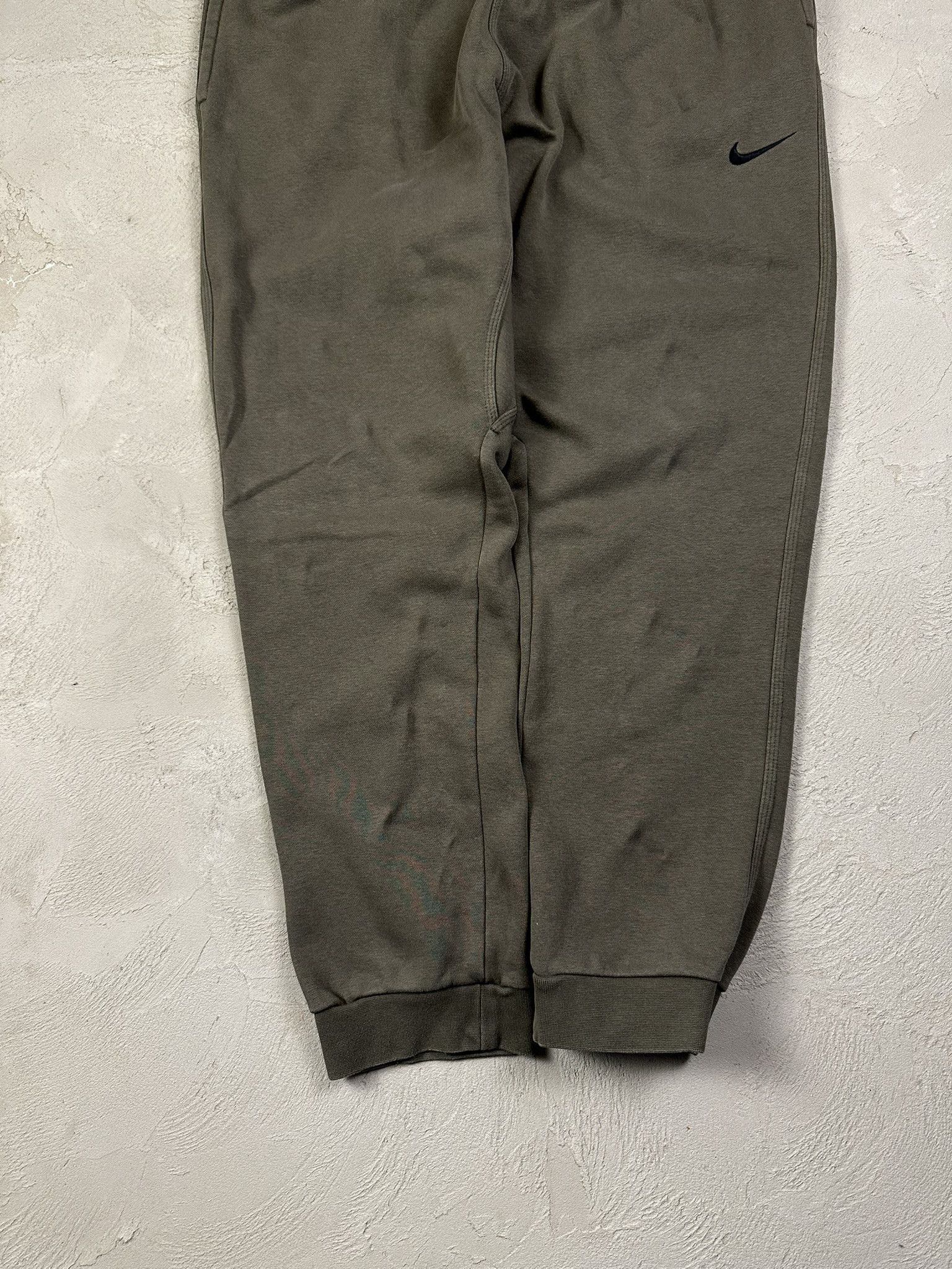 Nike 00s Vintage Nike Swoosh Casual Sweatpants Size US 38 / EU 54 - 2 Thumbnail
