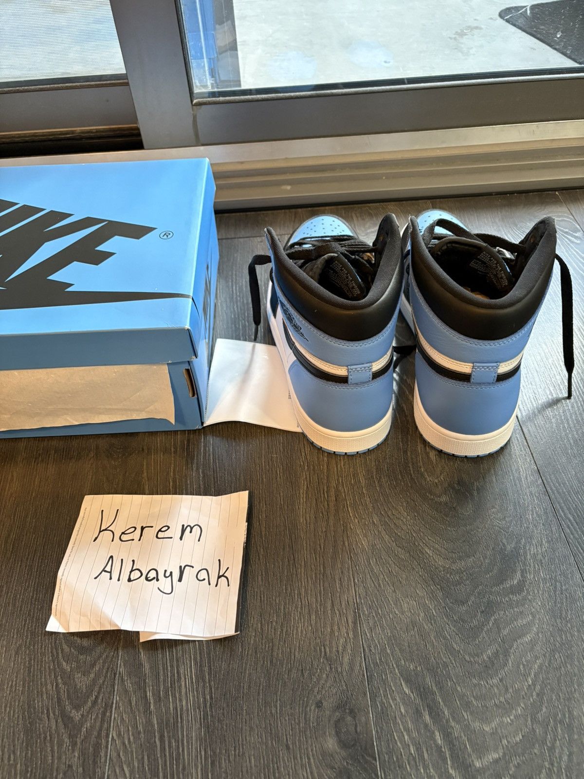 Jordan Brand × Nike Jordan 1 UNC Toe Size US 10 / EU 43 - 5 Thumbnail