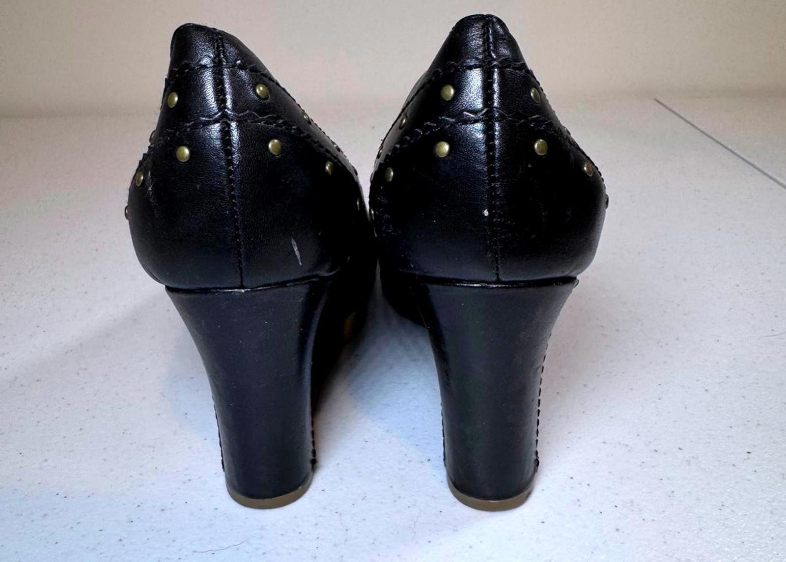 Other Aerosoft Black Wedge Heels with Stud Detailing Size US 10 / IT 40 - 3 Thumbnail