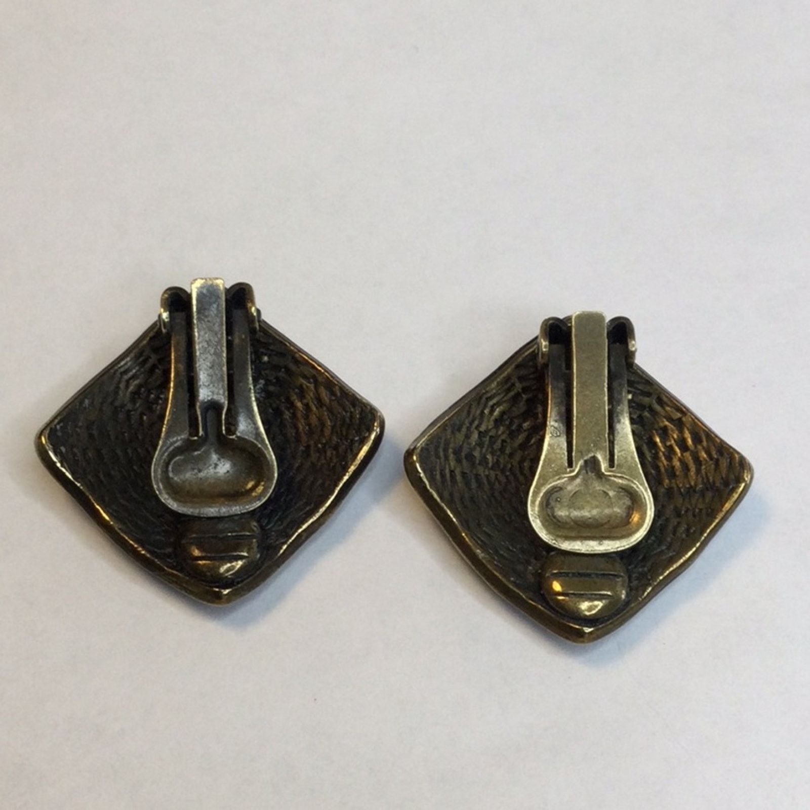 Other Vintage Modernist Bronze Tribal Aztec Design ClipOn Earrings Size ONE SIZE - 4 Thumbnail