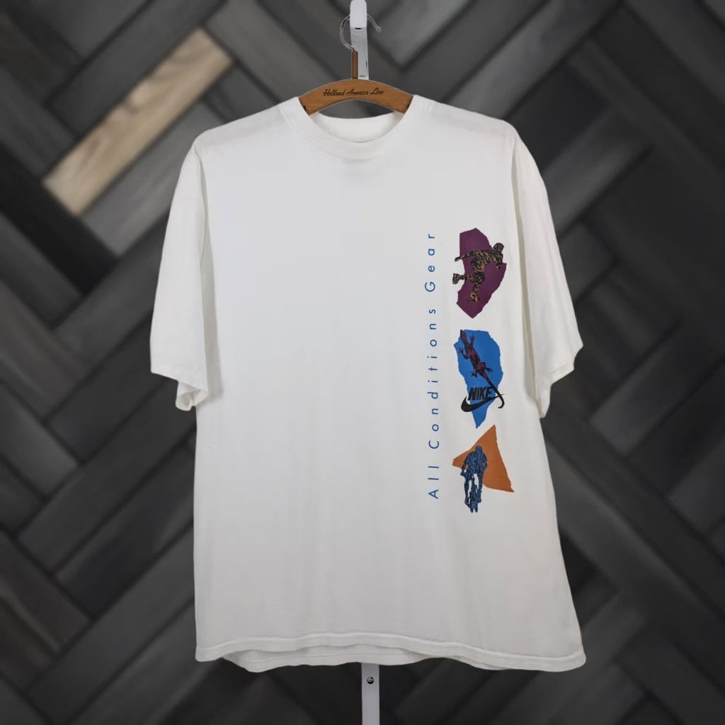 Nike ACG VINTAGE Nike ACG USA Graphic T Shirt XL White 90s Sports Outdoor Logo Crew Neck Short Sleeve Men Size US XL / EU 56 / 4 - 1 Thumbnail