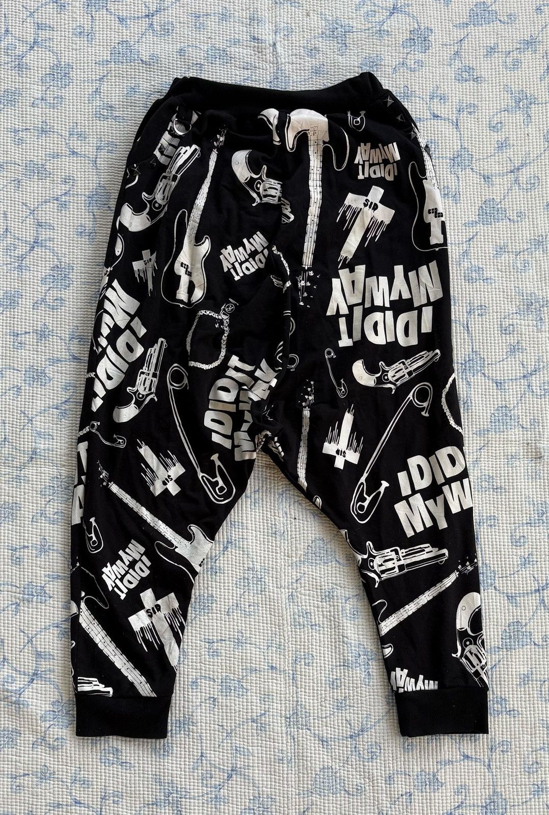 Japanese Brand Lovees Rock Harem Pant Full Print Design Size US 26 / EU 42 - 2 Thumbnail
