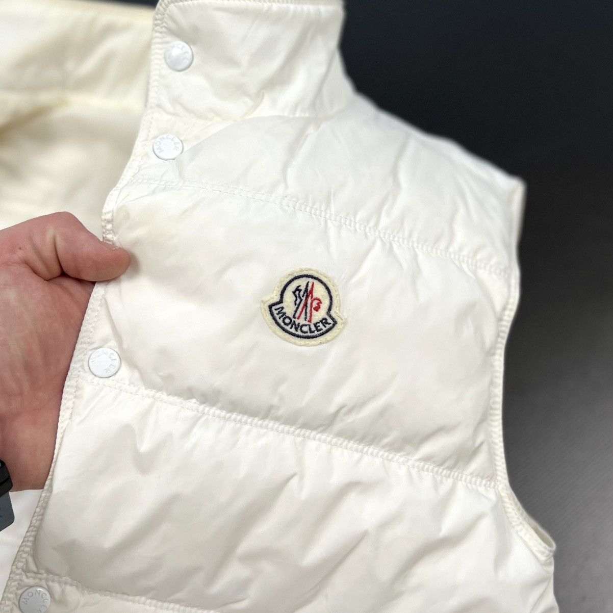 Moncler Auth Women’s Moncler White Casual Puffer Vest - 164cm - Xs/S Size XS / US 0-2 / IT 36-38 - 6 Thumbnail