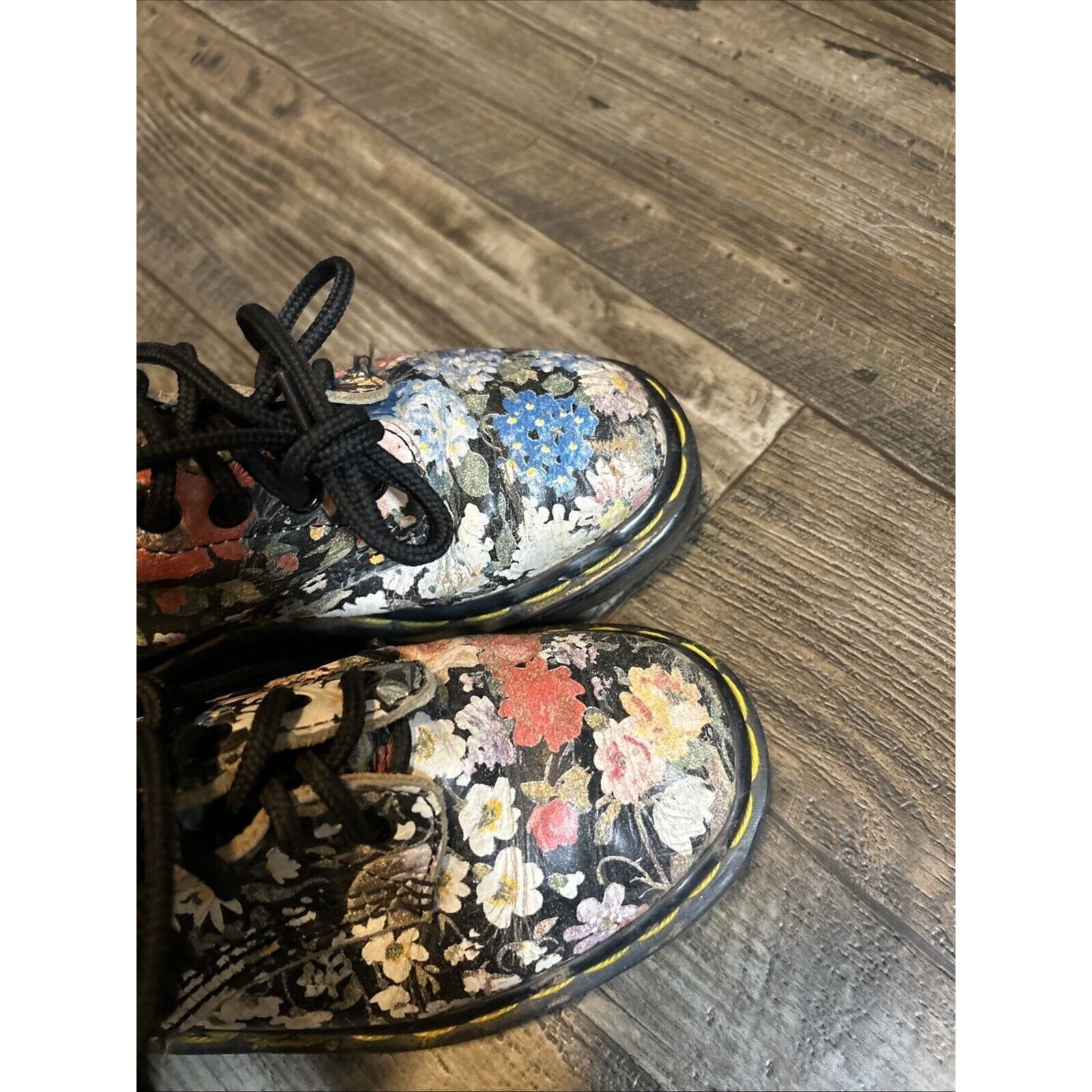 Dr. Martens RARE VTG Dr. Martens Dark Floral Lace Up Eyelet Boot Women Size US 5 / IT 35 - 6 Thumbnail