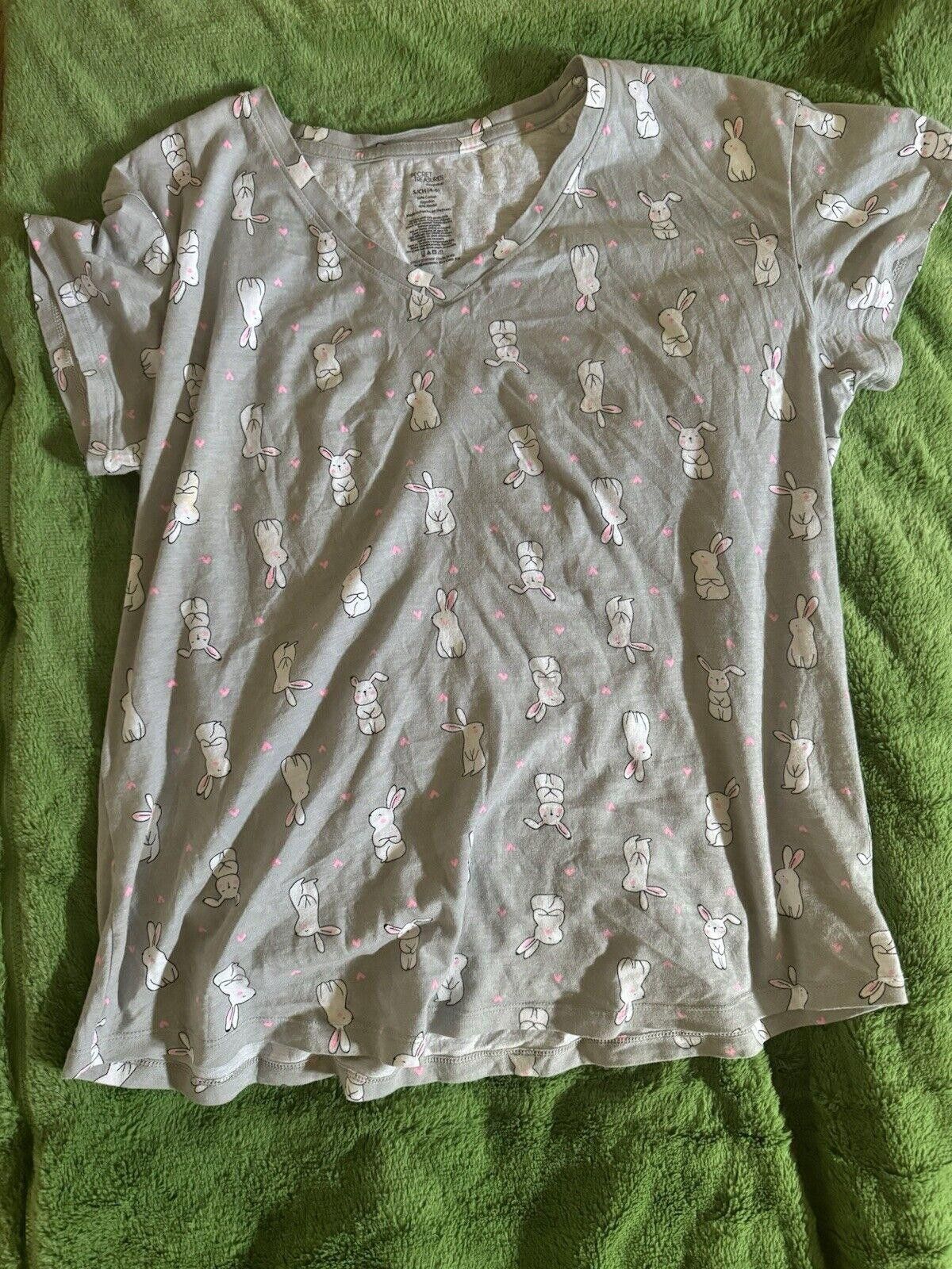 Designer Woman’s Secret Treasures Pajama Top Size Small Bunny Hearts Size ONE SIZE - 1 Thumbnail
