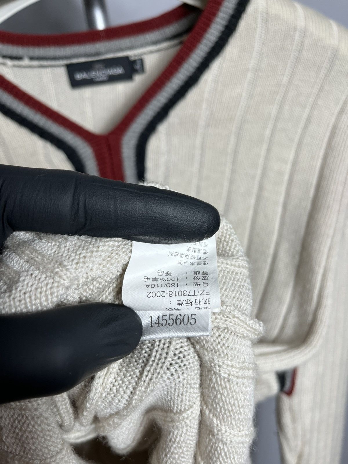 Balenciaga Balenciaga vintage 90s mens wool sweater beige v-neck knit Size US L / EU 52-54 / 3 - 9 Thumbnail