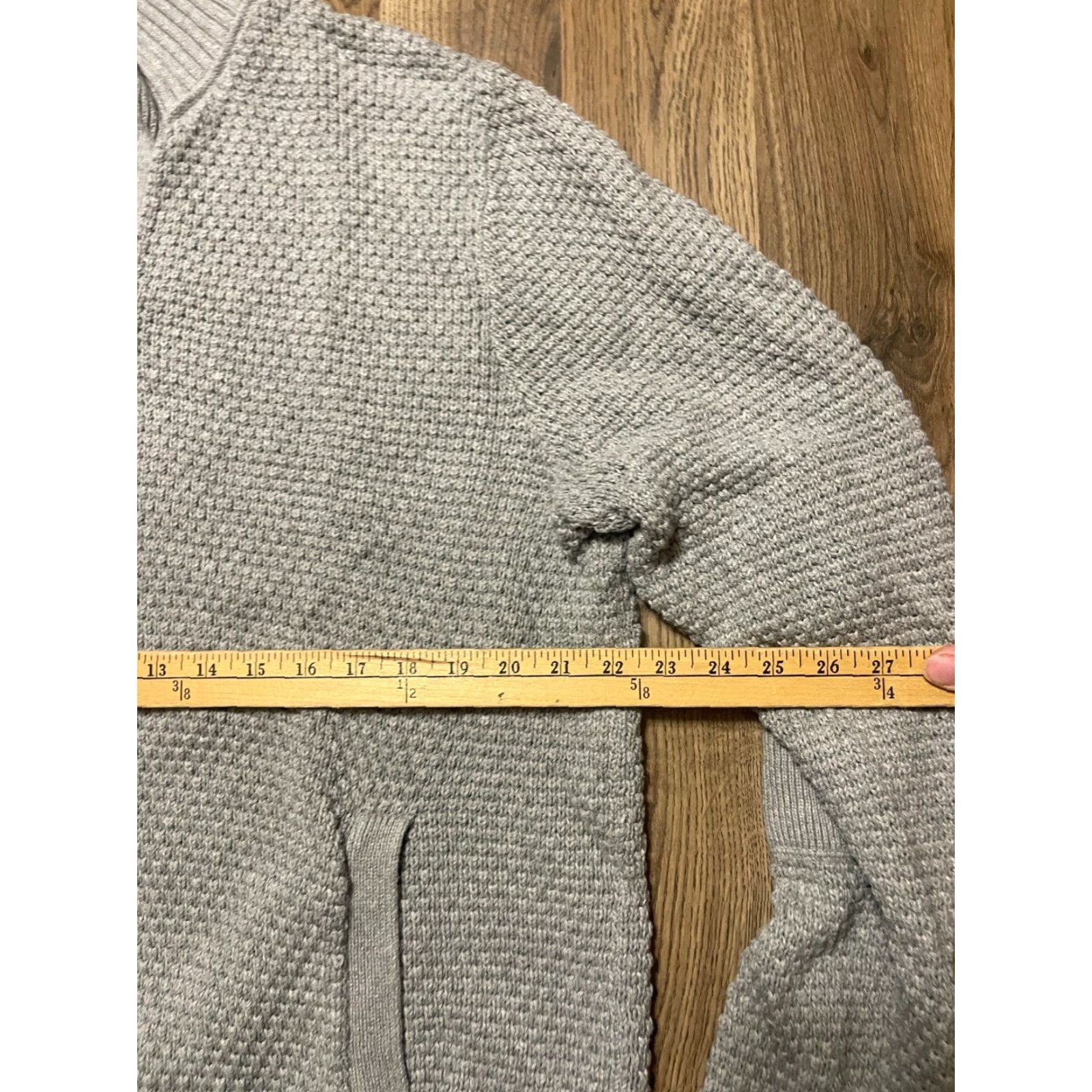 Tommy Hilfiger Tommy Hilfiger Sweater Men's XL Gray 1/4 Button Knit Pullover Cardigan Not Cardigan? Size US XL / EU 56 / 4 - 6 Thumbnail