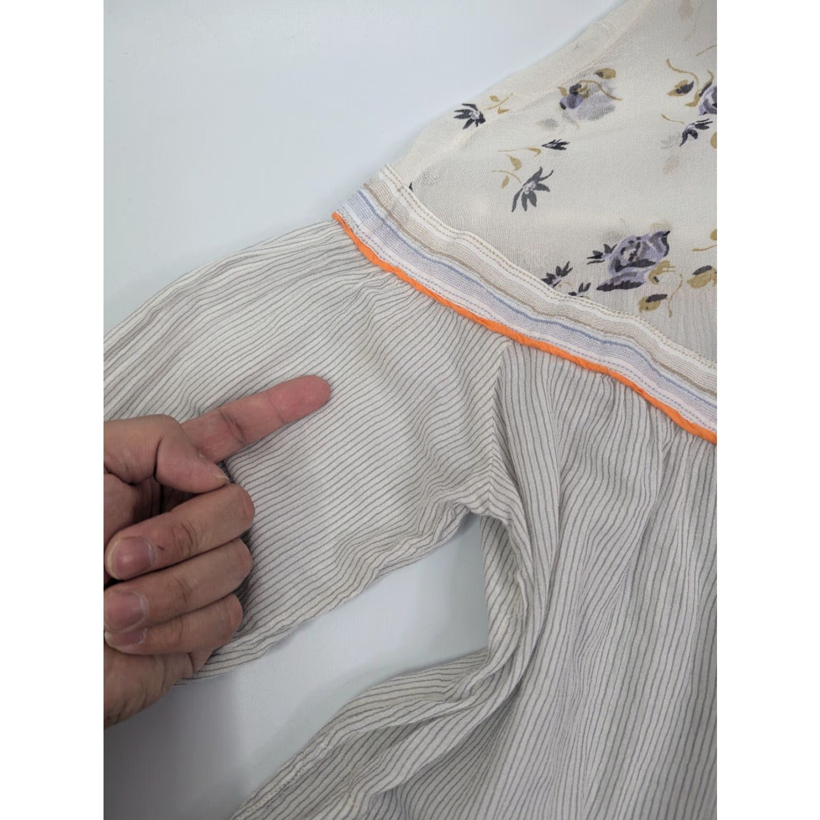 Free People Free People Shirt XS Ivory Striped Floral Pockets Lightweight Breathable Boho Hippie Bohemian Casual Relaxed Size XS / US 0-2 / IT 36-38 - 2 Thumbnail