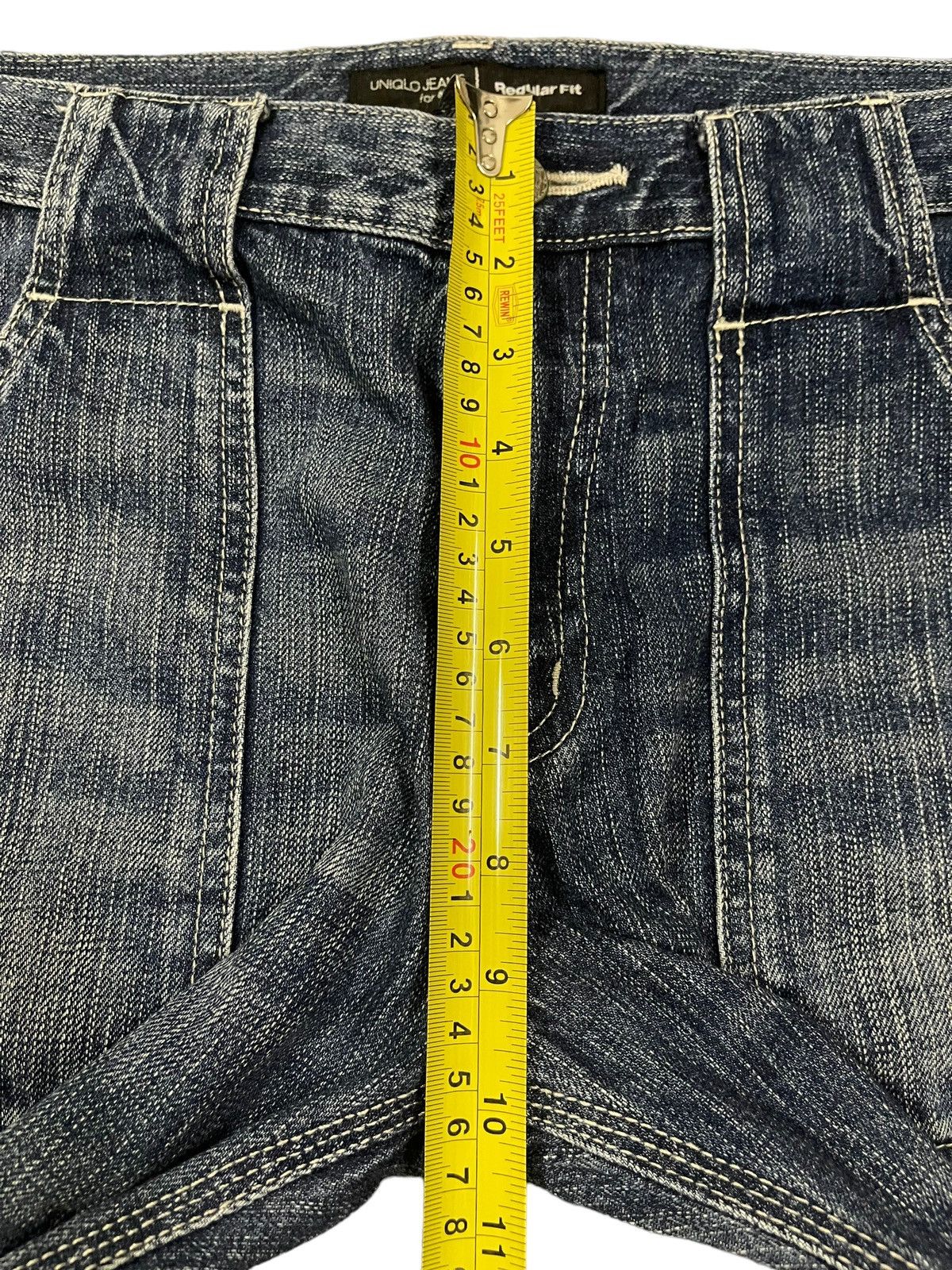 Uniqlo Vintage Japanese Uniqlo Blue Wash Style Loose Jeans Size US 31 - 14 Thumbnail