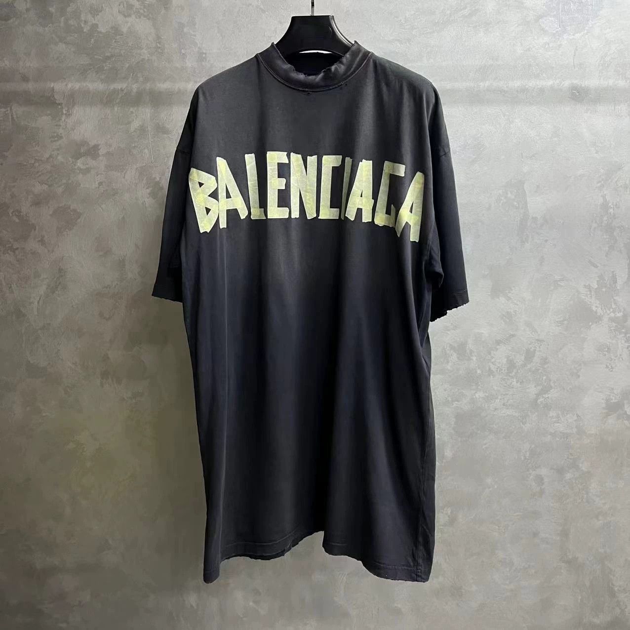 Balenciaga Balenciaga Retro Printed Gray Hoodie 3 Men Size US XS / EU 42 / 0 - 1 Thumbnail