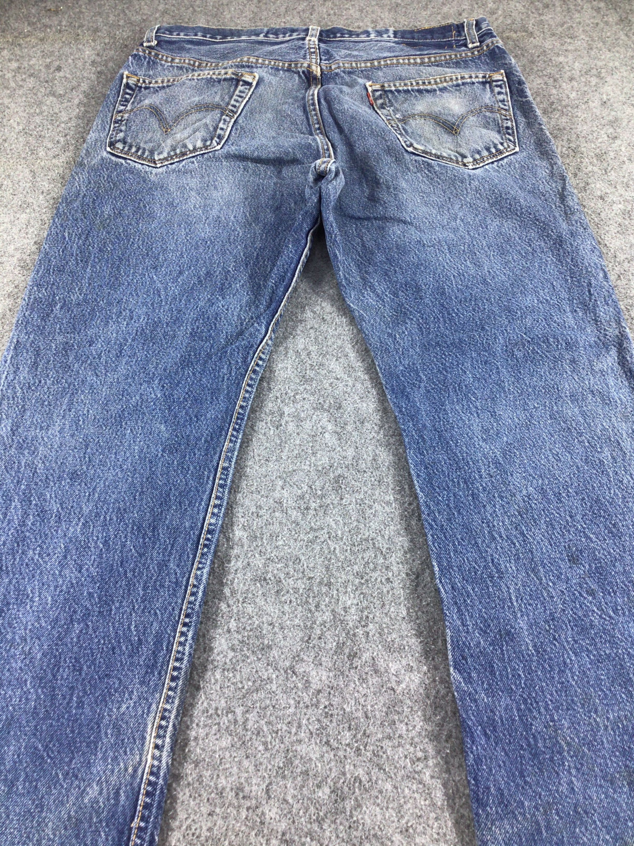 Levi's Faded Blue Vintage Levis 505 Jeans Distressed Denim -J469 Size US 36 / EU 52 - 4 Thumbnail
