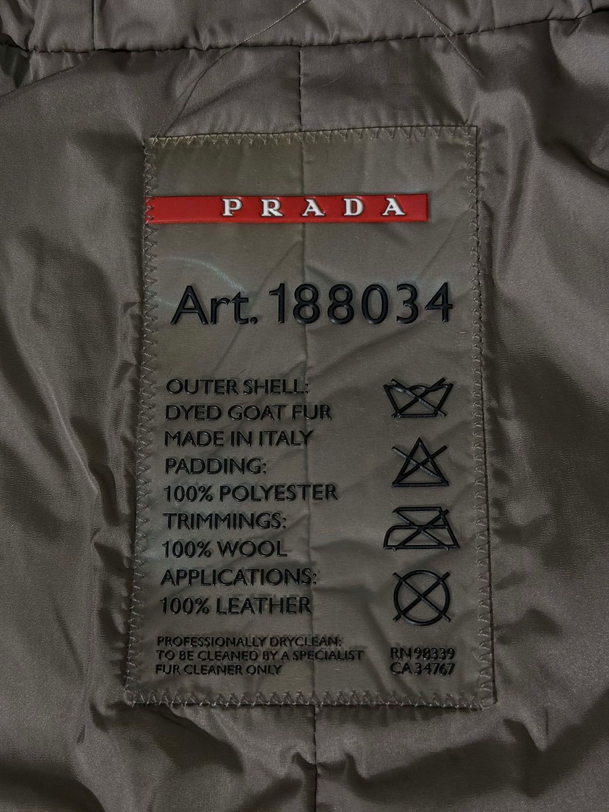 Prada Prada A/W2001 Inuit Dyed Goat Fur Zip Hoodie Size M / US 6-8 / IT 42-44 - 9 Thumbnail