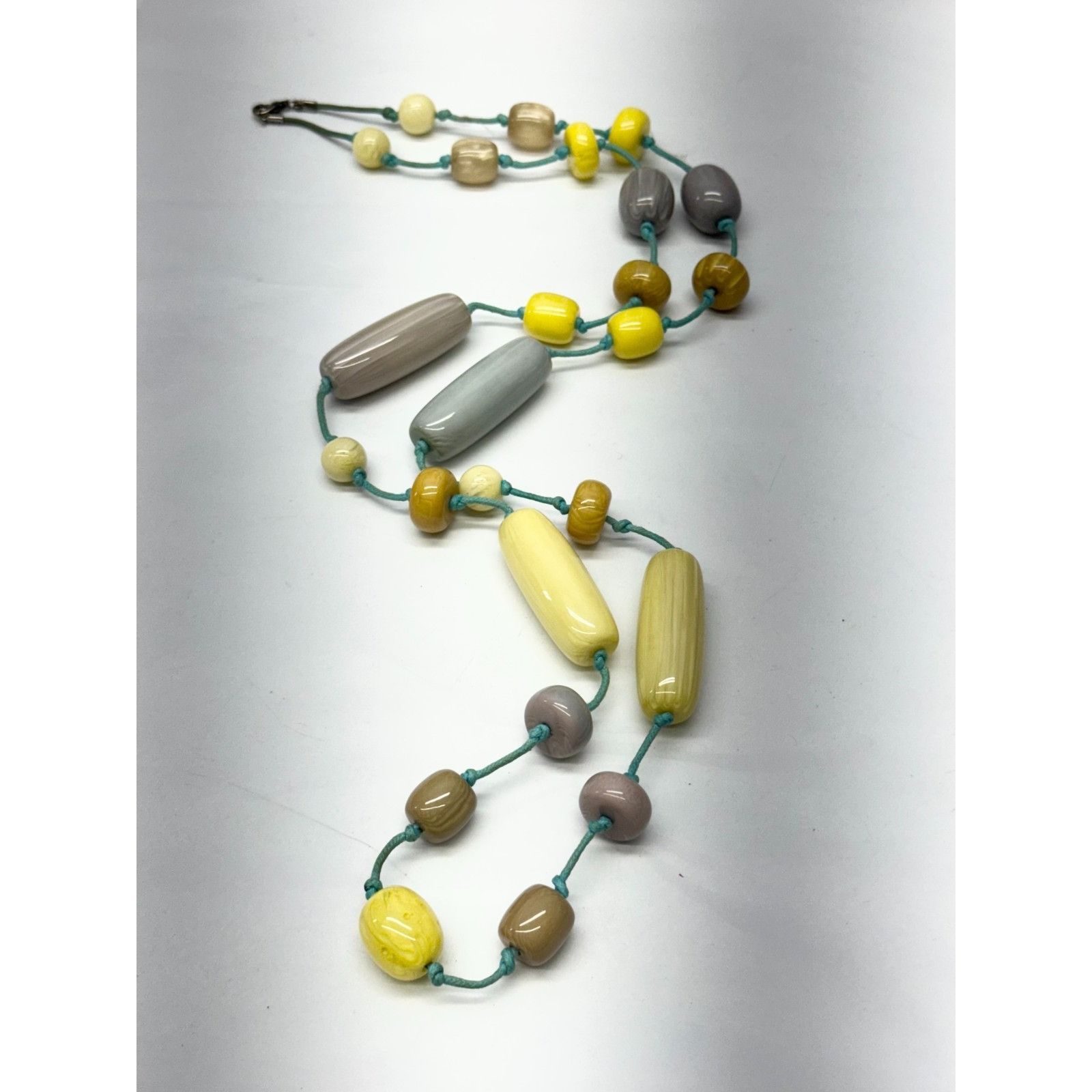 Vintage Vintage yellow glass beaded hand strung necklace Size ONE SIZE - 3 Thumbnail