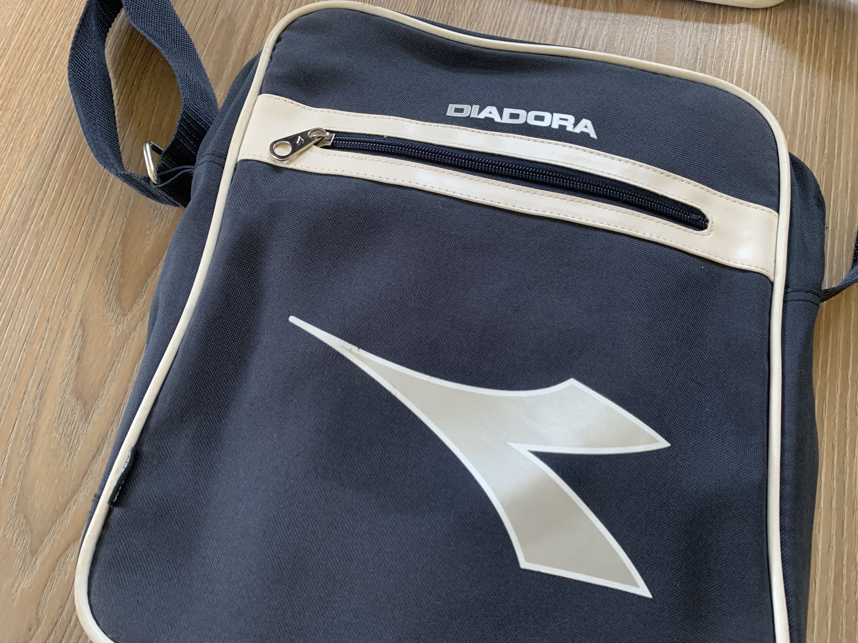 Diadora Diadora Retro Vintage Sling Bag Big Logo Size ONE SIZE - 4 Thumbnail