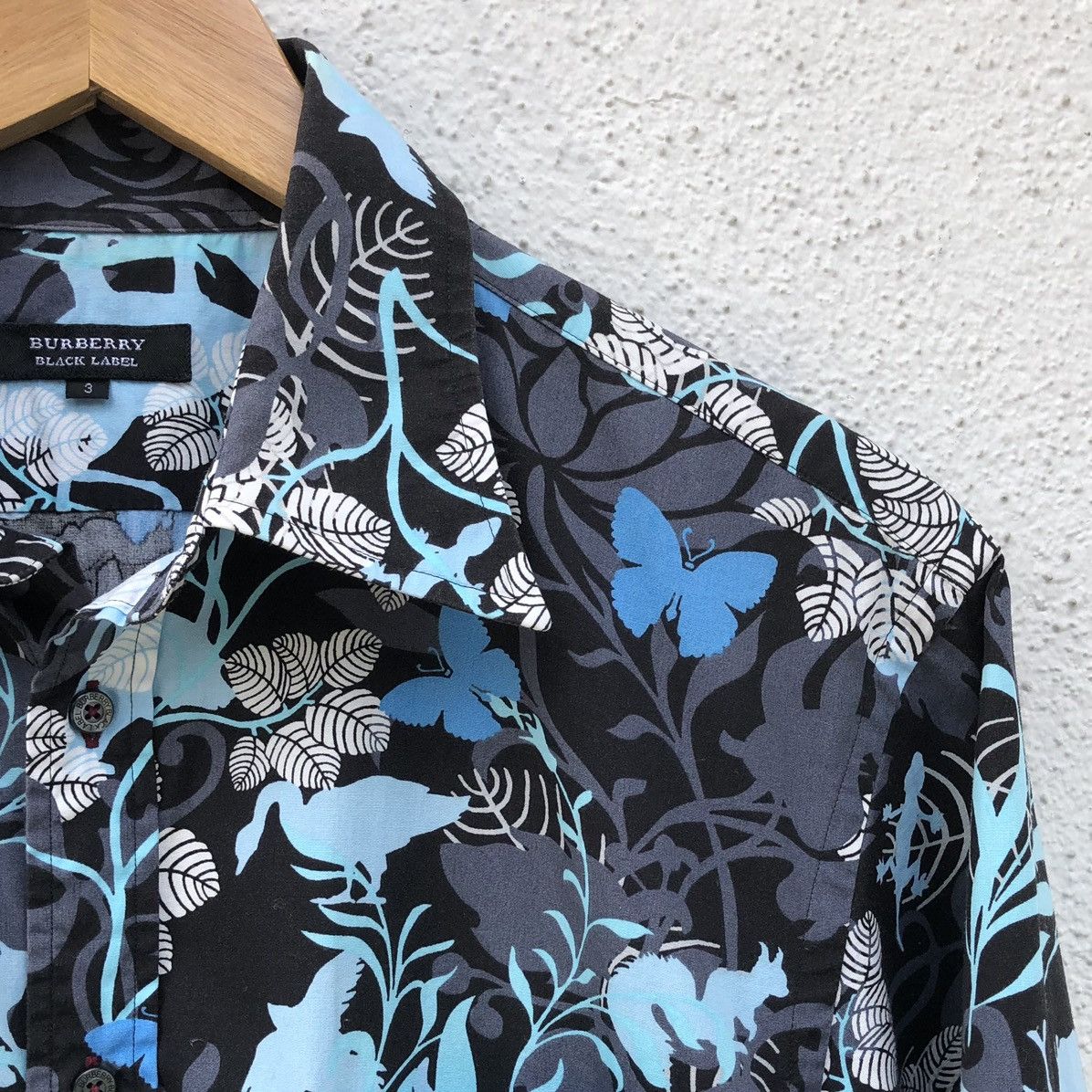 Burberry Burberry Black Label Aloha Shirt Size US M / EU 48-50 / 2 - 5 Thumbnail