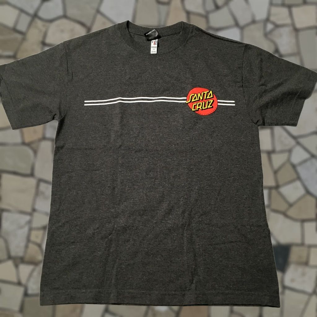 Vintage Santa Cruz Shirt Mens Medium Dot red Short Sleeve Graphic Tee Size US M / EU 48-50 / 2 - 1 Thumbnail