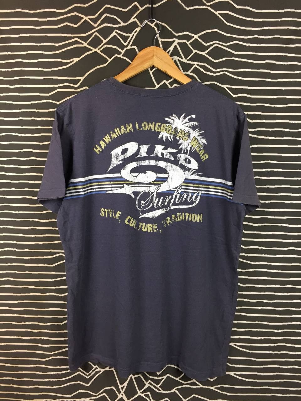Vintage Piko Hawaiian Longboard Wear Style Culture Tradition Tee Size US XL / EU 56 / 4 - 1 Thumbnail
