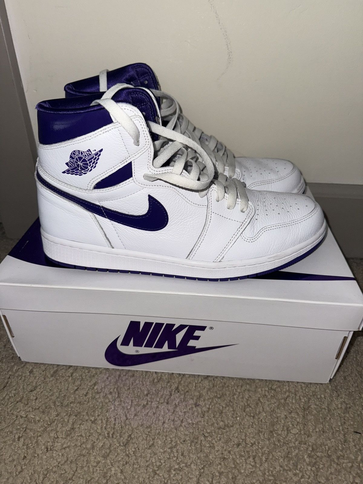 Jordan Brand × Nike Jordan 1 High Court Purple Size US 10.5 / EU 43-44 - 1 Thumbnail
