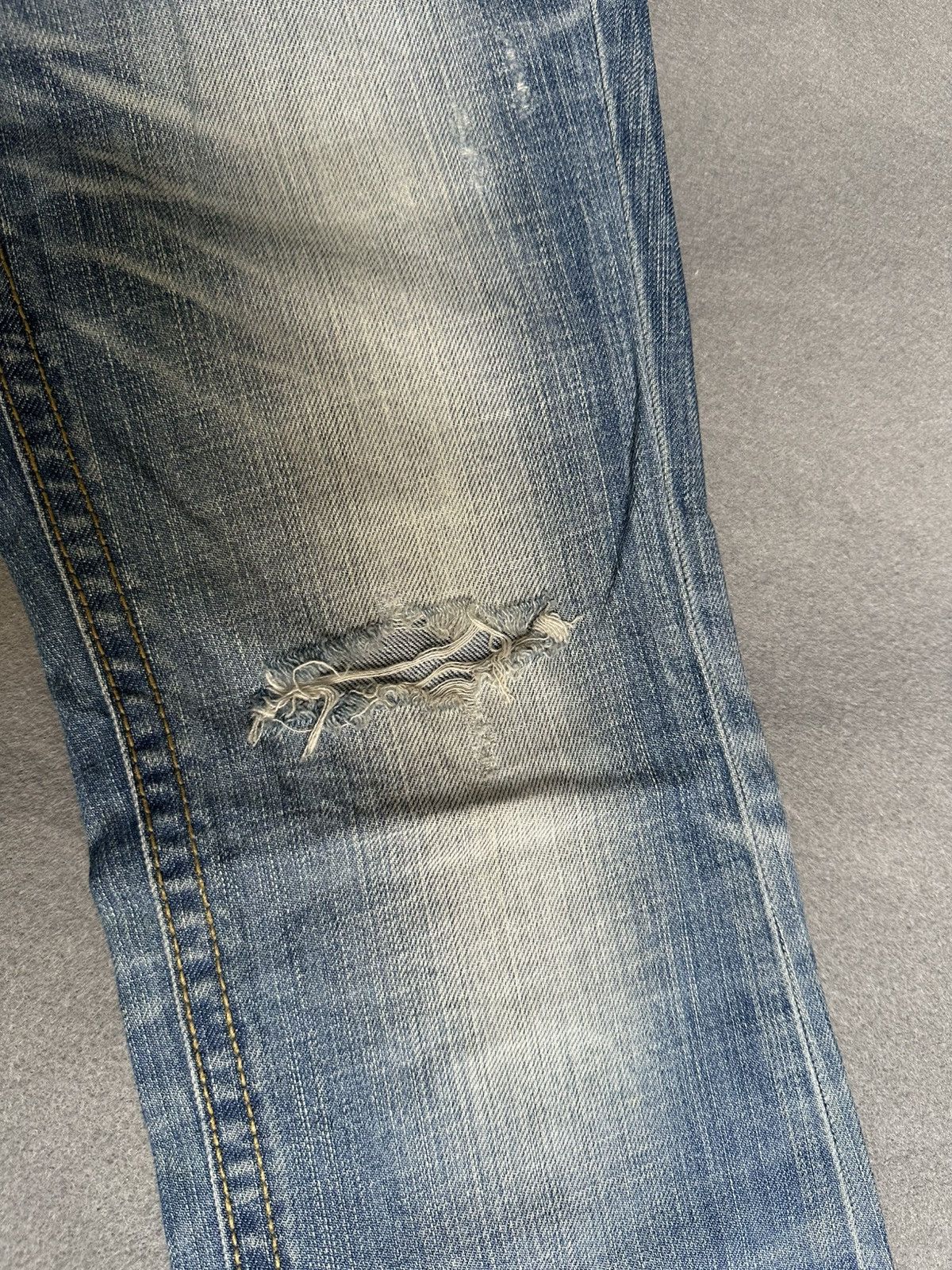 Japanese Brand FLARE Lolita Claw Marks Distressed Denim Size US 29 - 7 Thumbnail