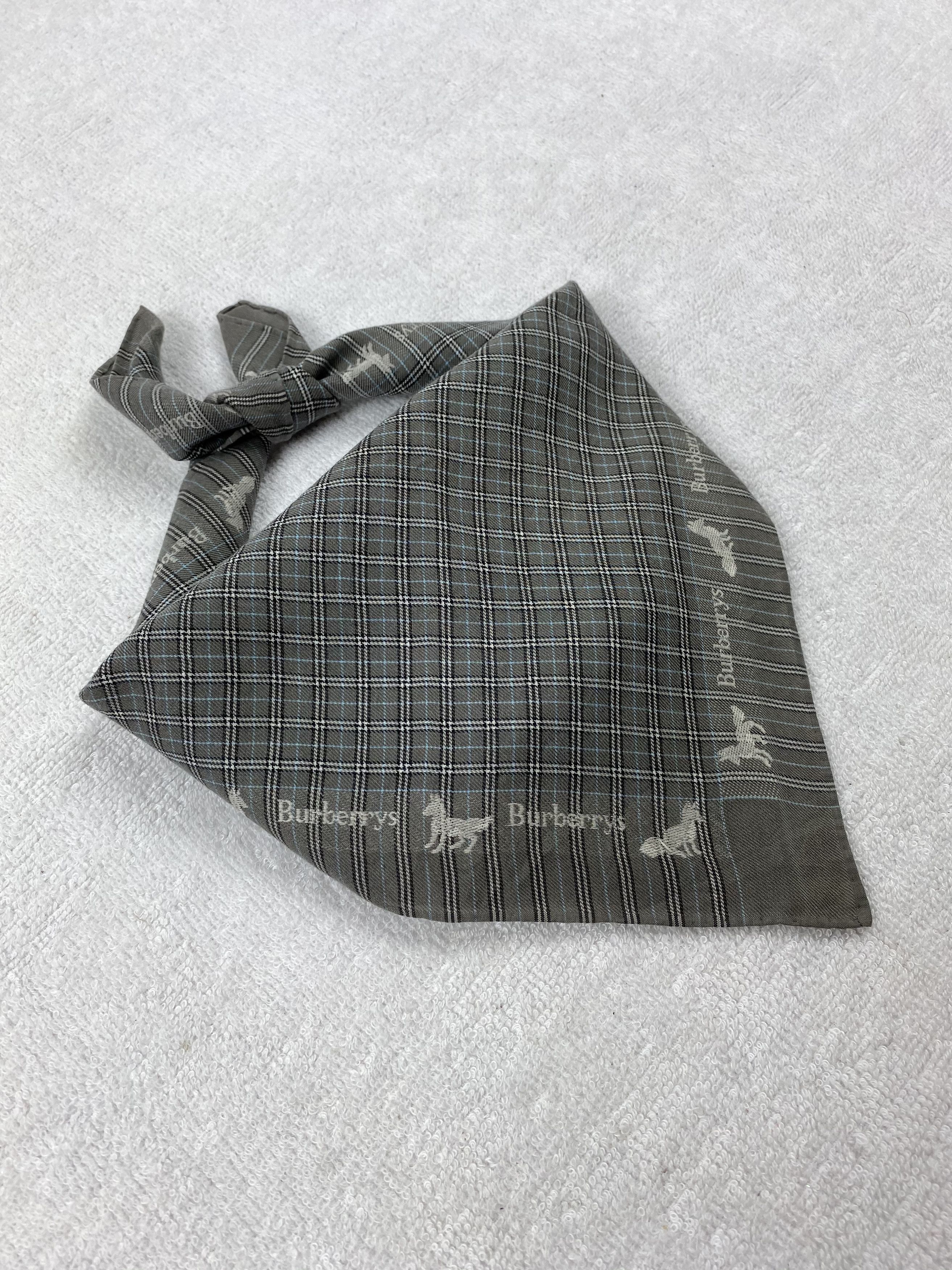 Burberry Burberry Handkerchief / Bandana / Neckerchief Size ONE SIZE - 2 Thumbnail