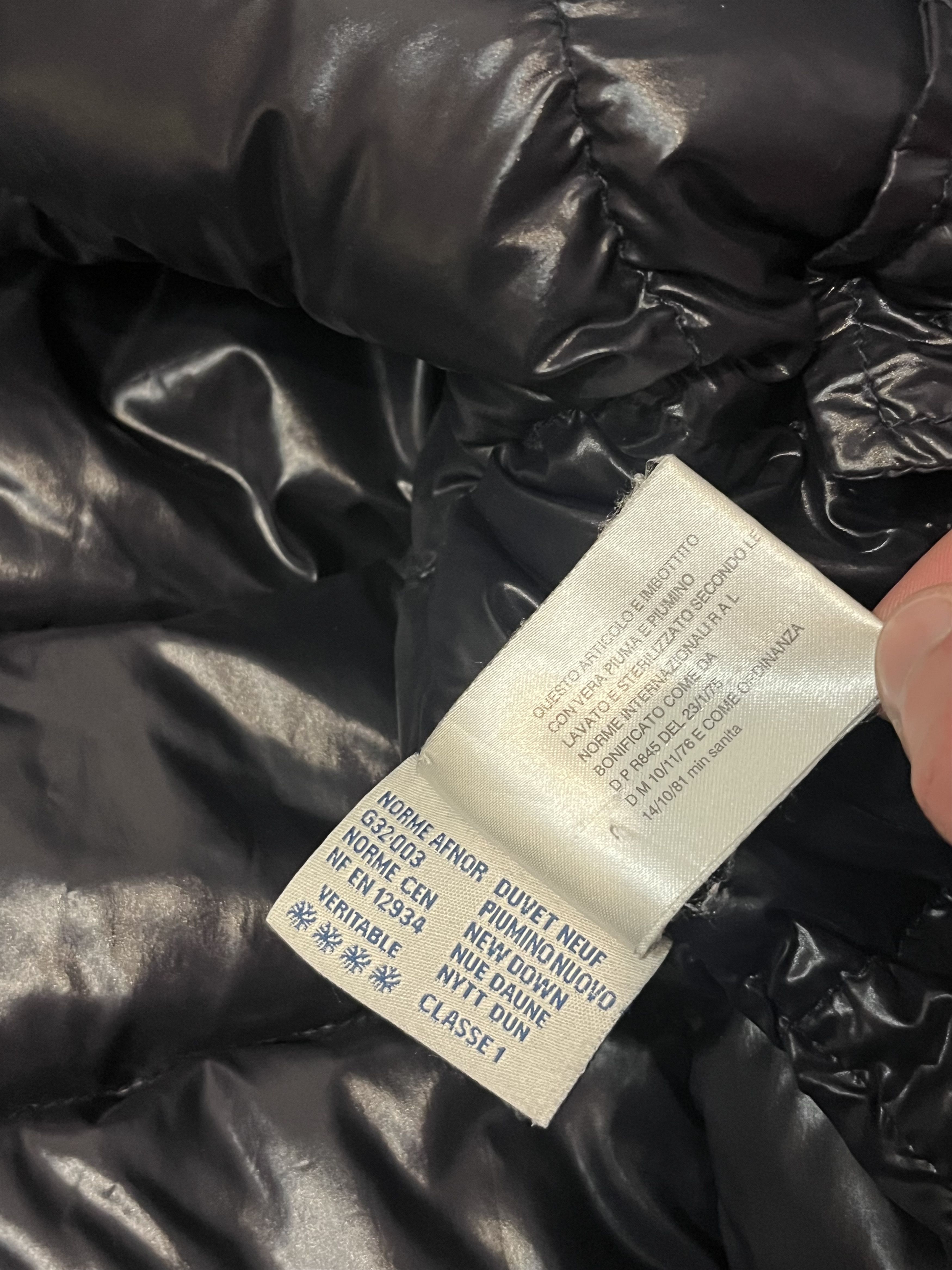 Moncler Purple Moncler Claire Size 4 Size US S / EU 44-46 / 1 - 19 Thumbnail