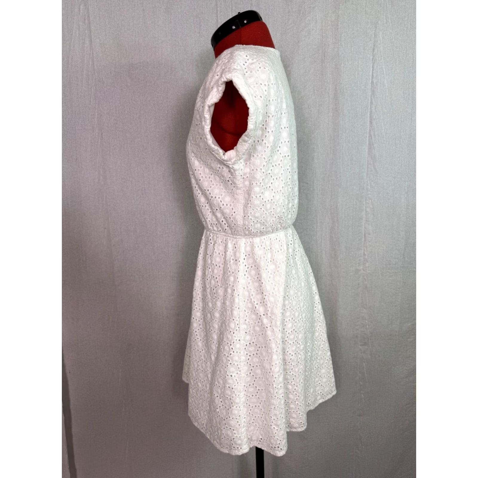 Vintage Copper Key White Cotton Eyelet Fit & Flare Dress Cap Sleeve V-Neck Size S Size S / US 4 / IT 40 - 3 Thumbnail